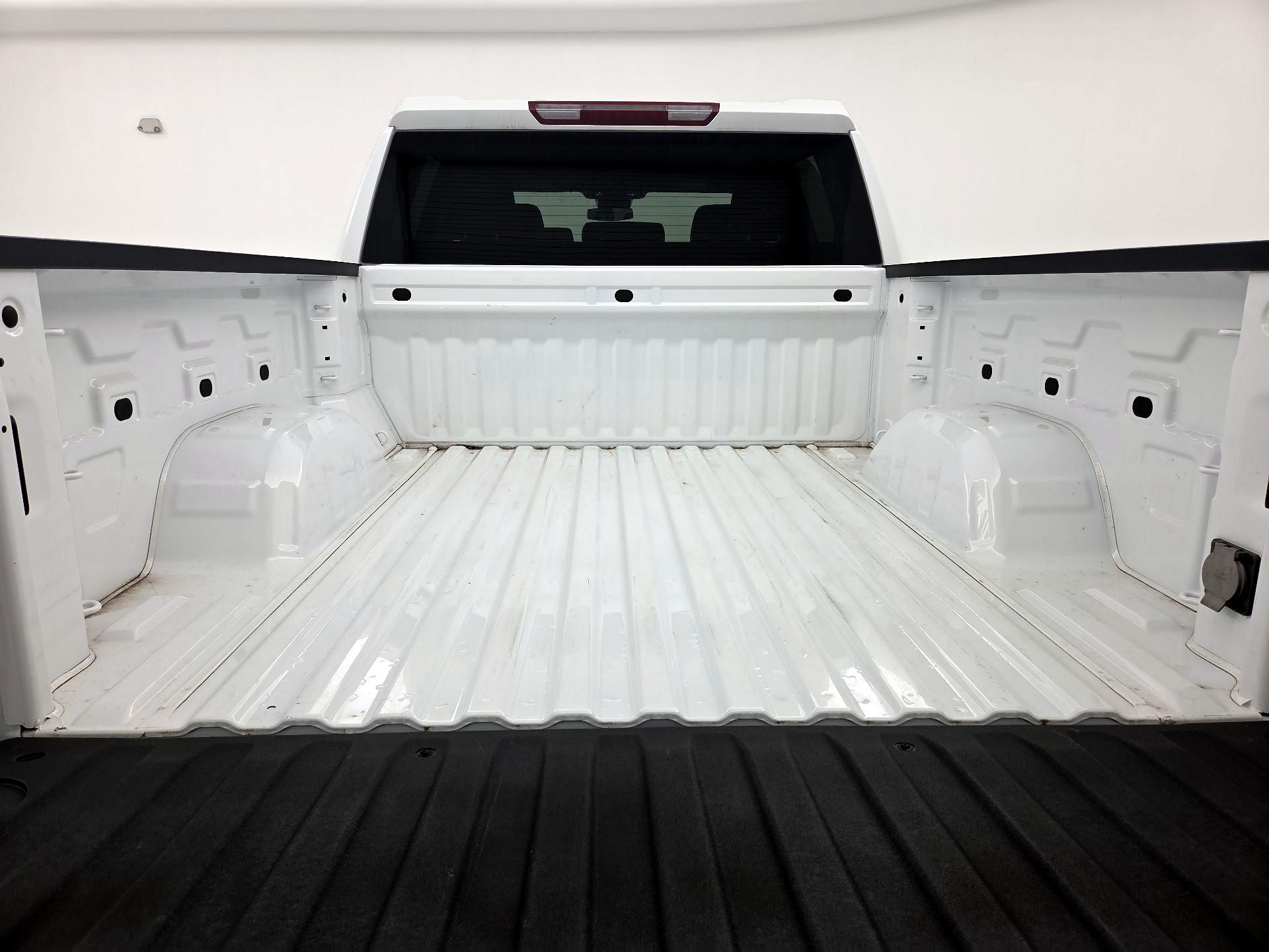 Thumbnail: 2023 Chevrolet Silverado 1500 - 20