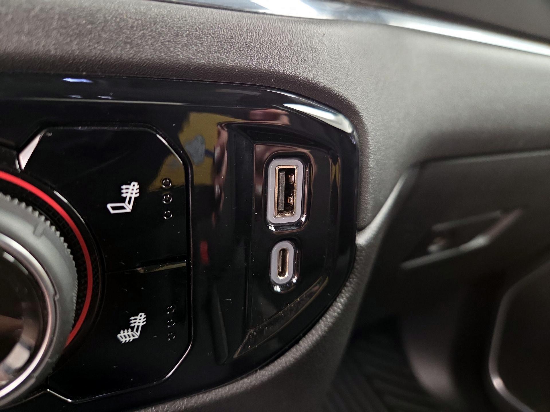 Thumbnail: 2023 Chevrolet Silverado 1500 - 18