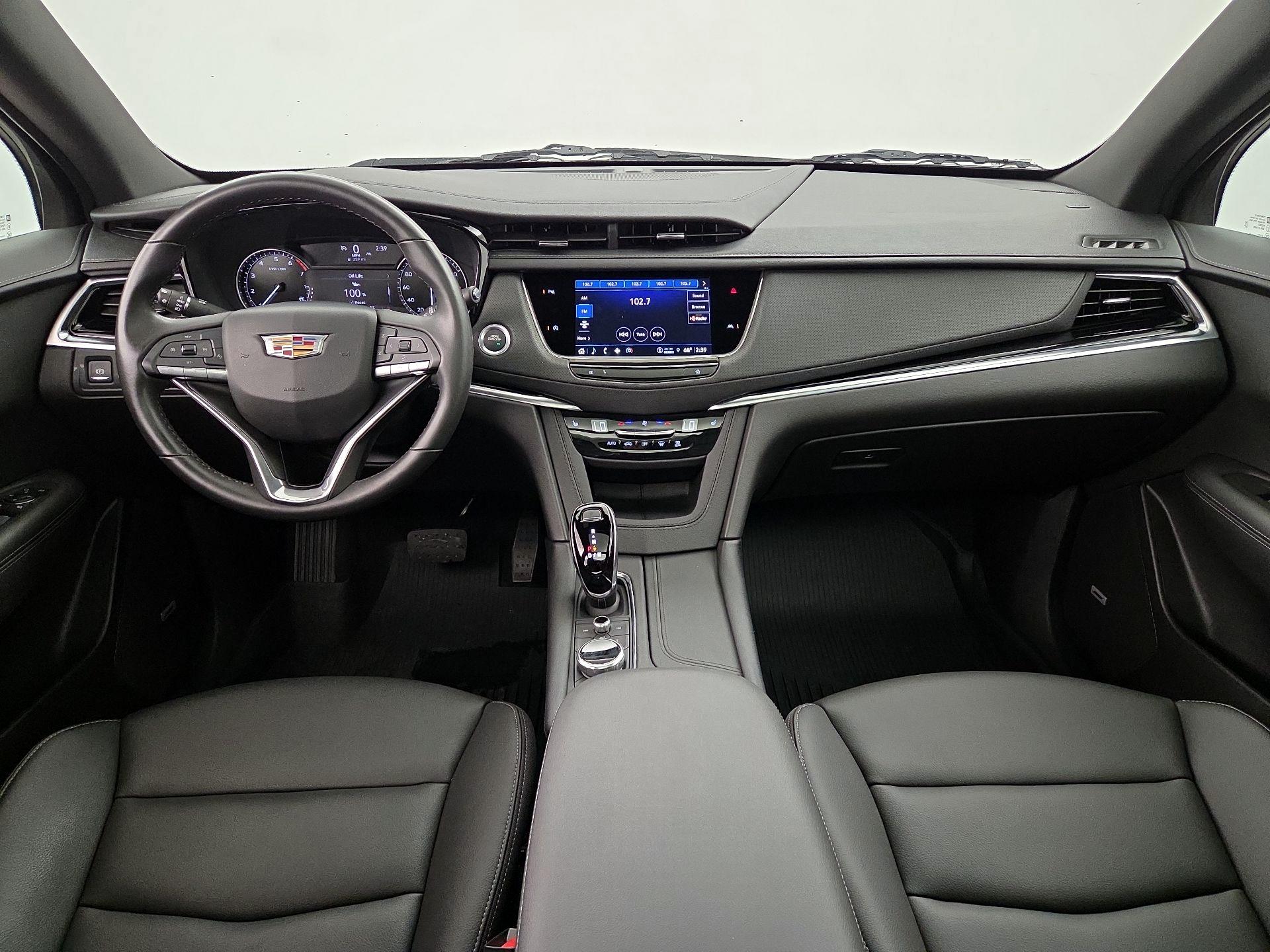 Thumbnail: 2024 Cadillac XT6 - 9