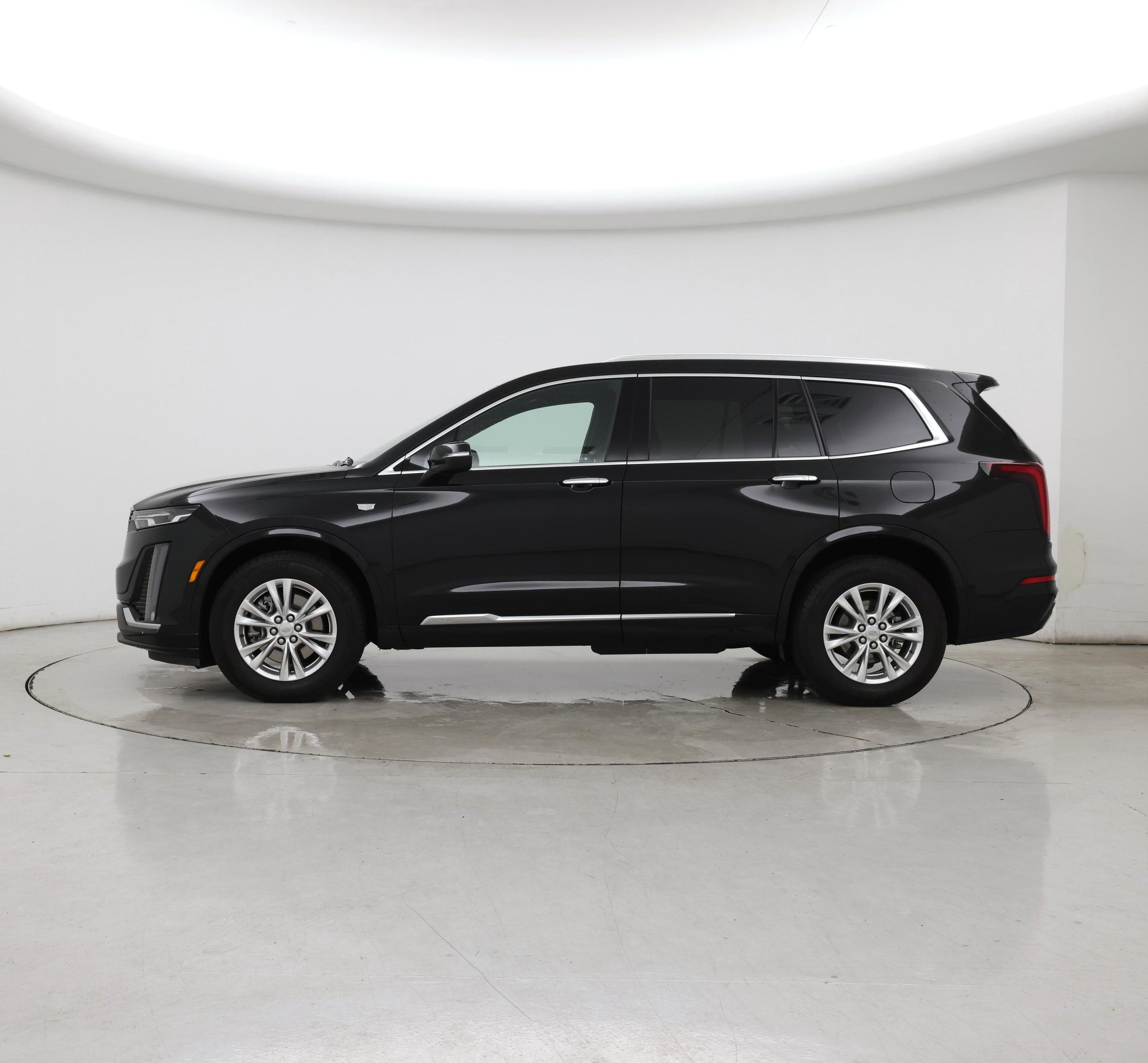 Thumbnail: 2024 Cadillac XT6 - 3
