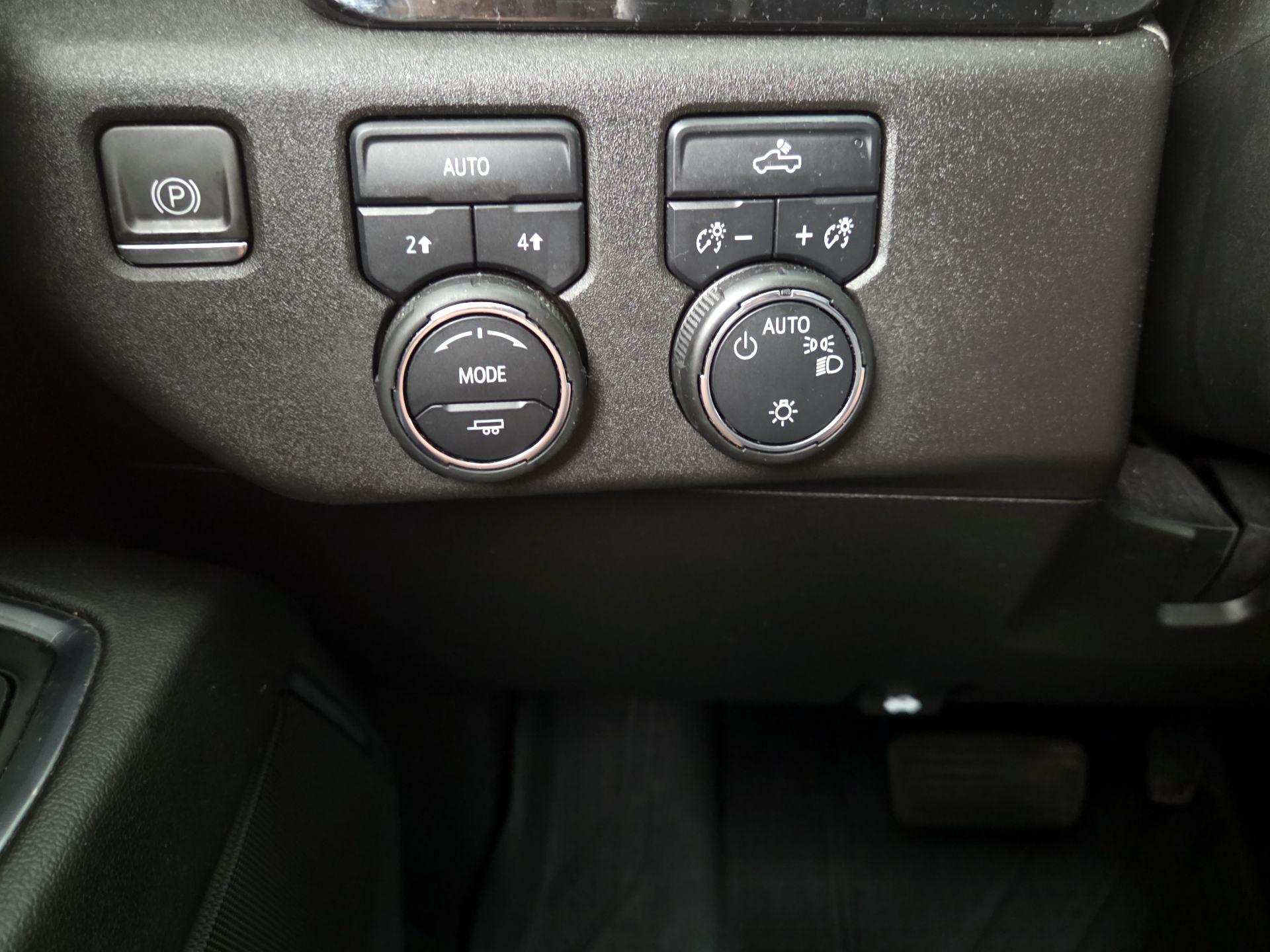 Thumbnail: 2023 Chevrolet Silverado 1500 - 13