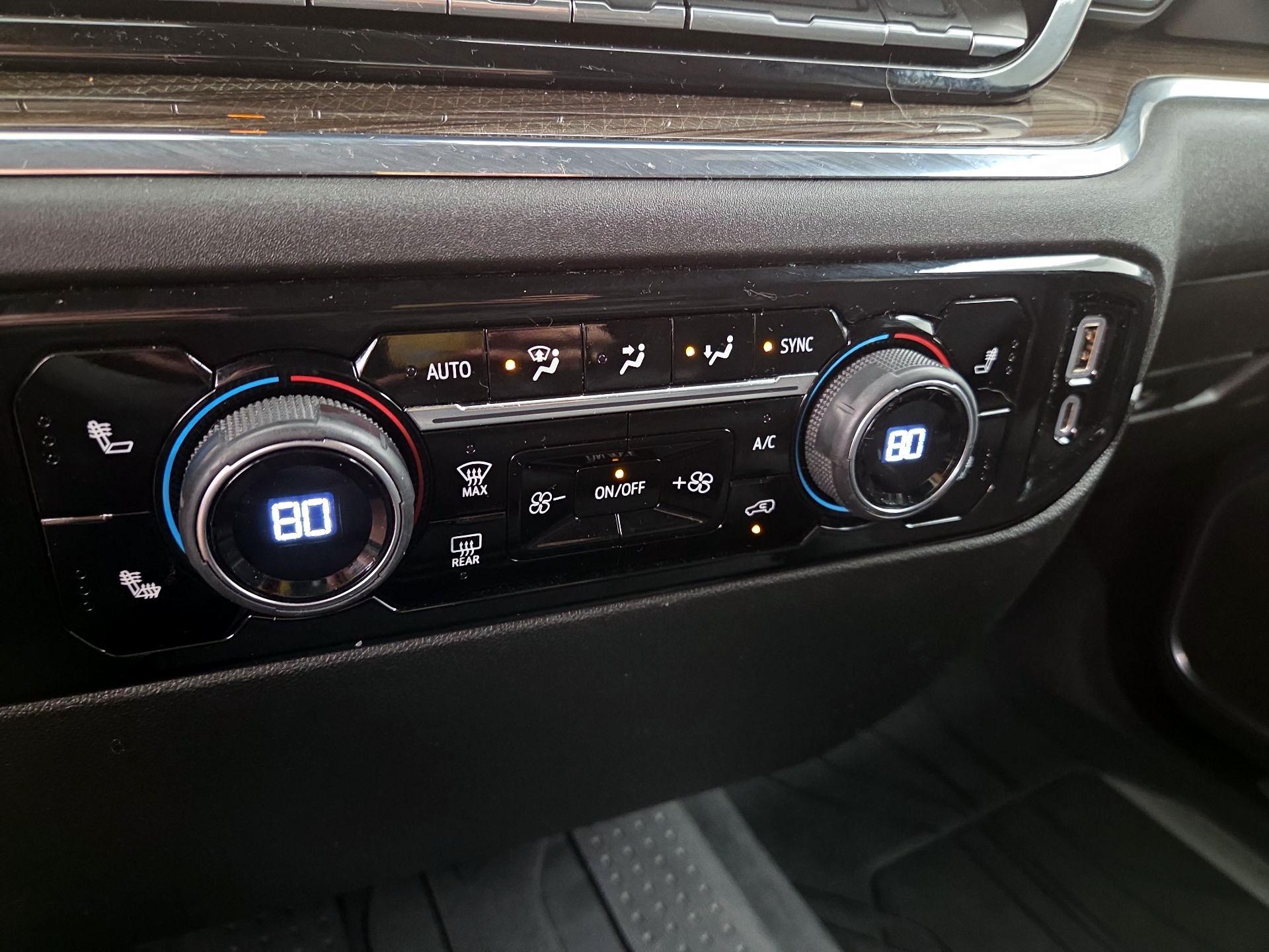 Thumbnail: 2023 Chevrolet Silverado 1500 - 16