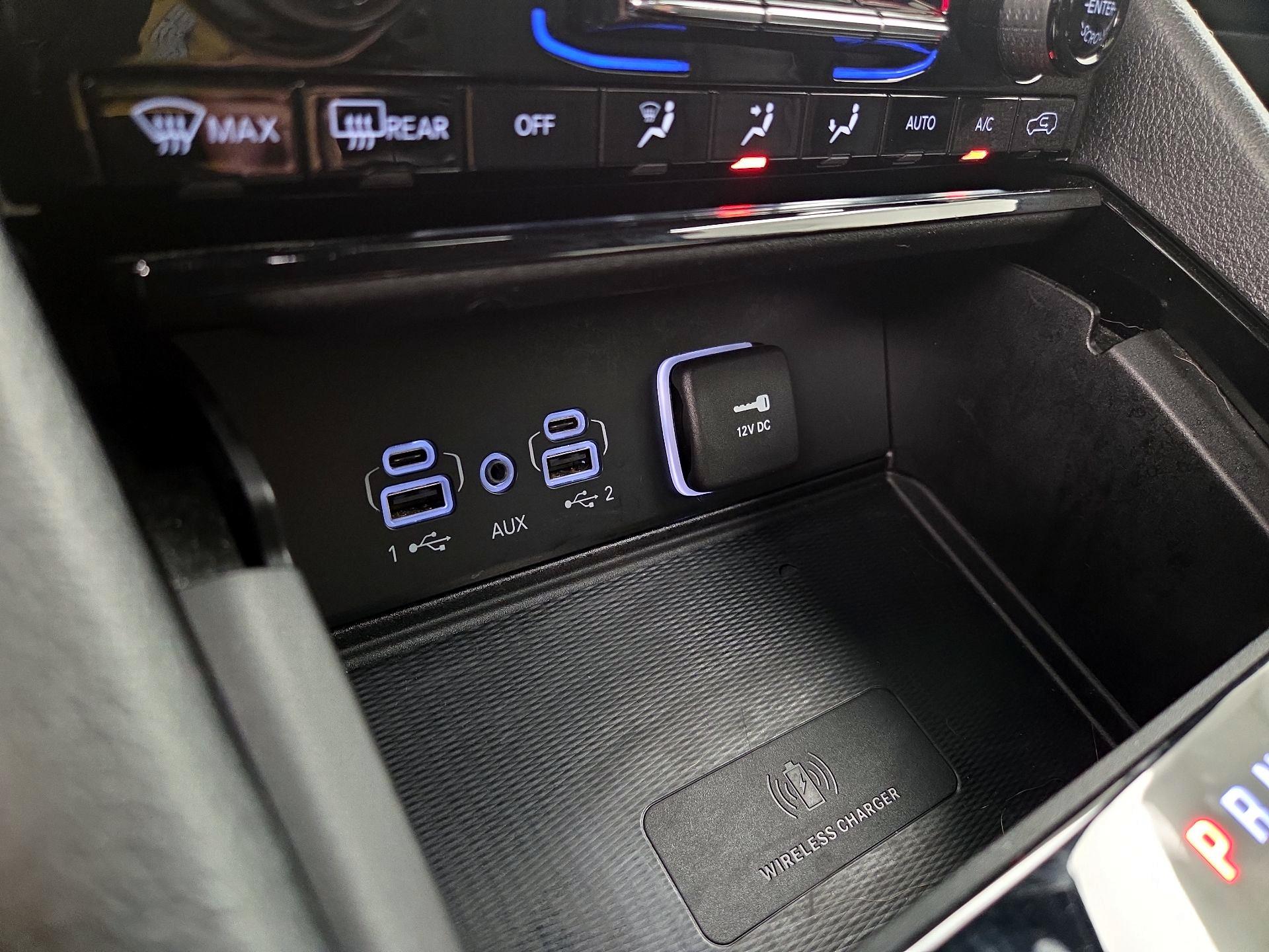 Thumbnail: 2023 Jeep Grand Cherokee - 18