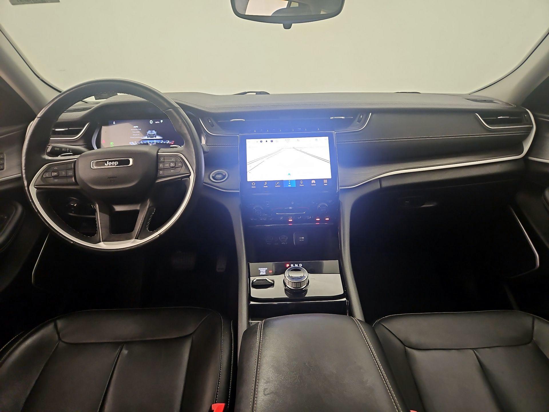 Thumbnail: 2022 Jeep Grand Cherokee - 9