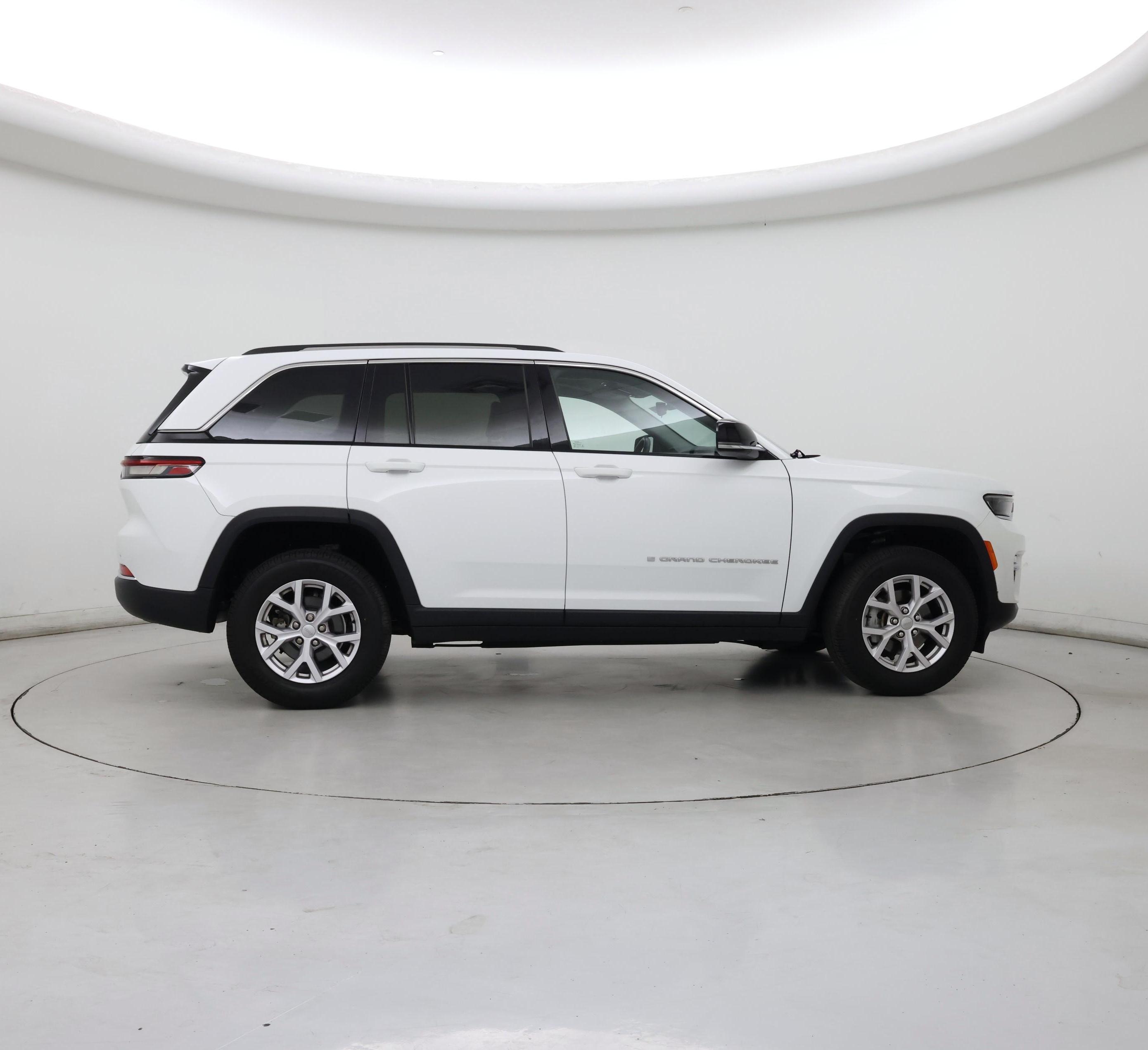 Thumbnail: 2022 Jeep Grand Cherokee - 7