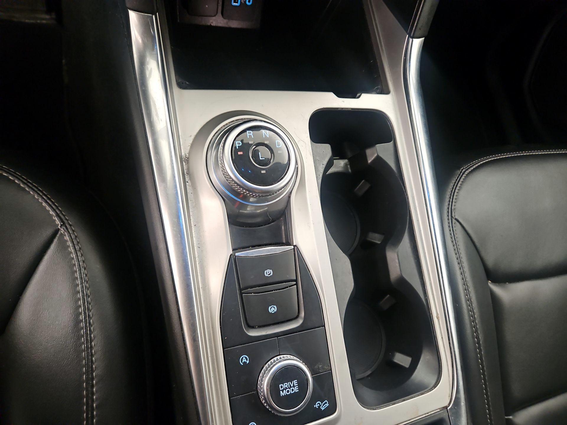 Thumbnail: 2021 Ford Explorer - 18