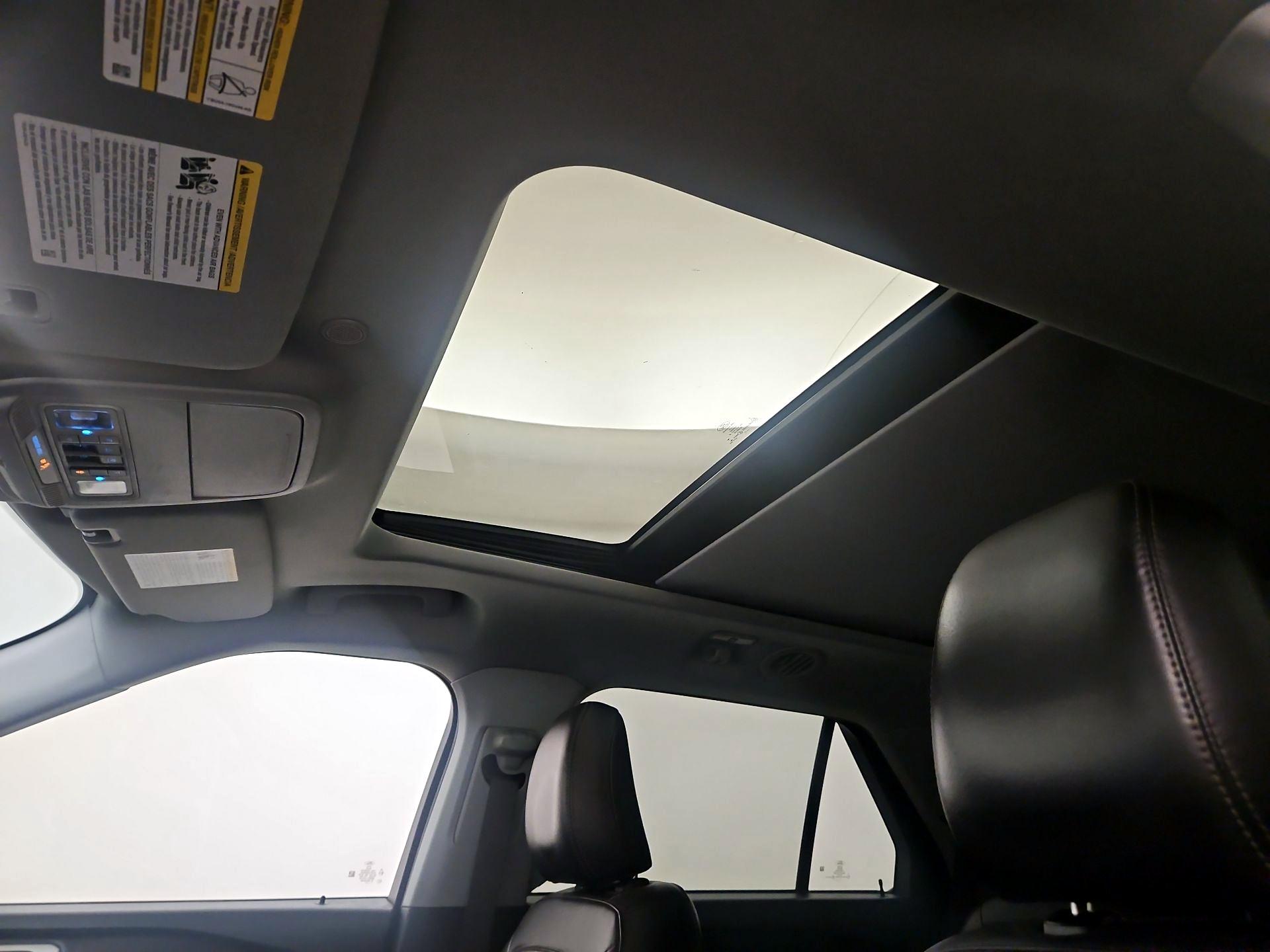 Thumbnail: 2021 Ford Explorer - 20