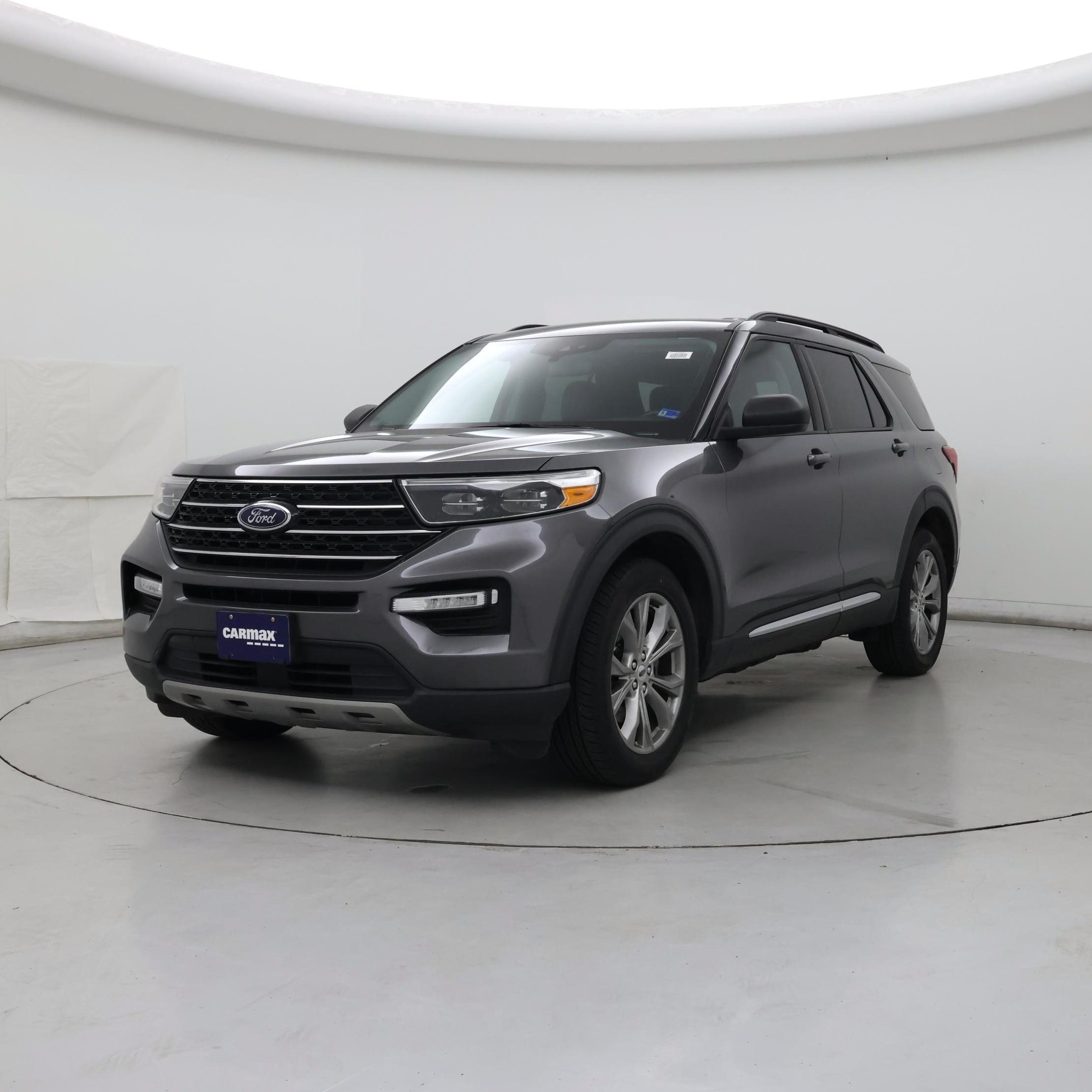 Thumbnail: 2021 Ford Explorer - 4