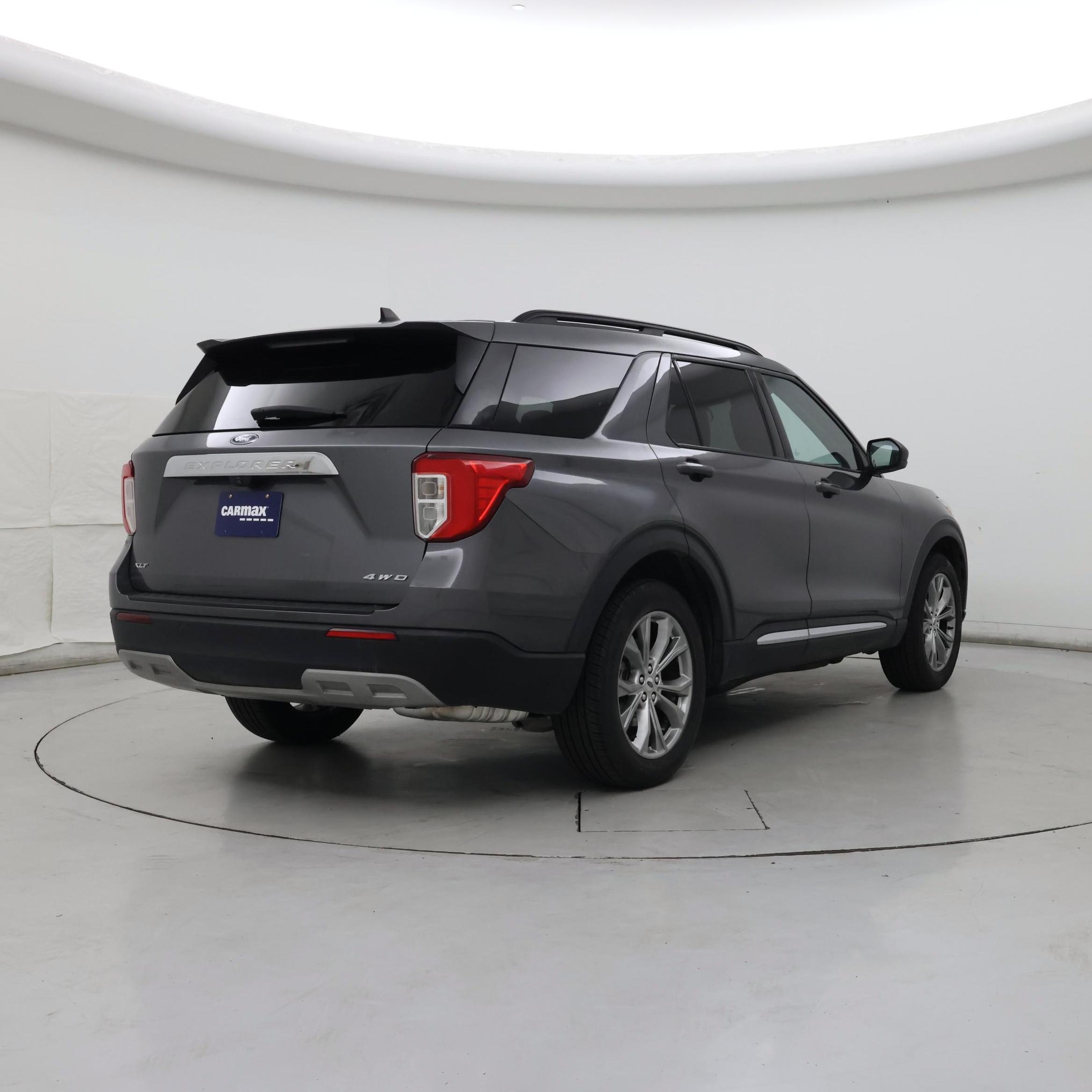 Thumbnail: 2021 Ford Explorer - 8