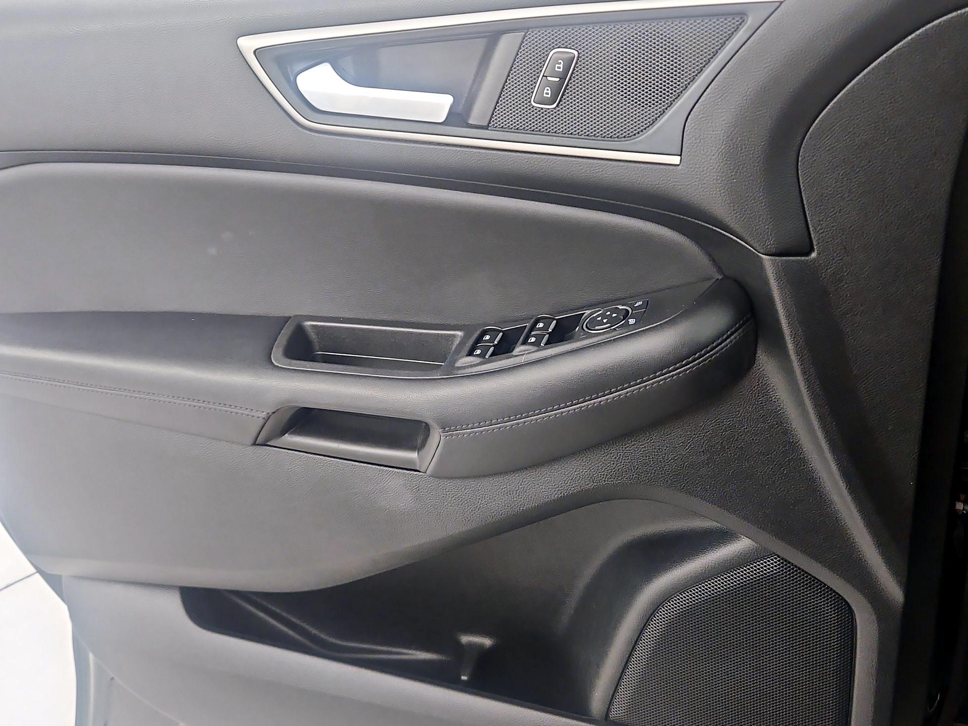 Thumbnail: 2023 Ford Edge - 12