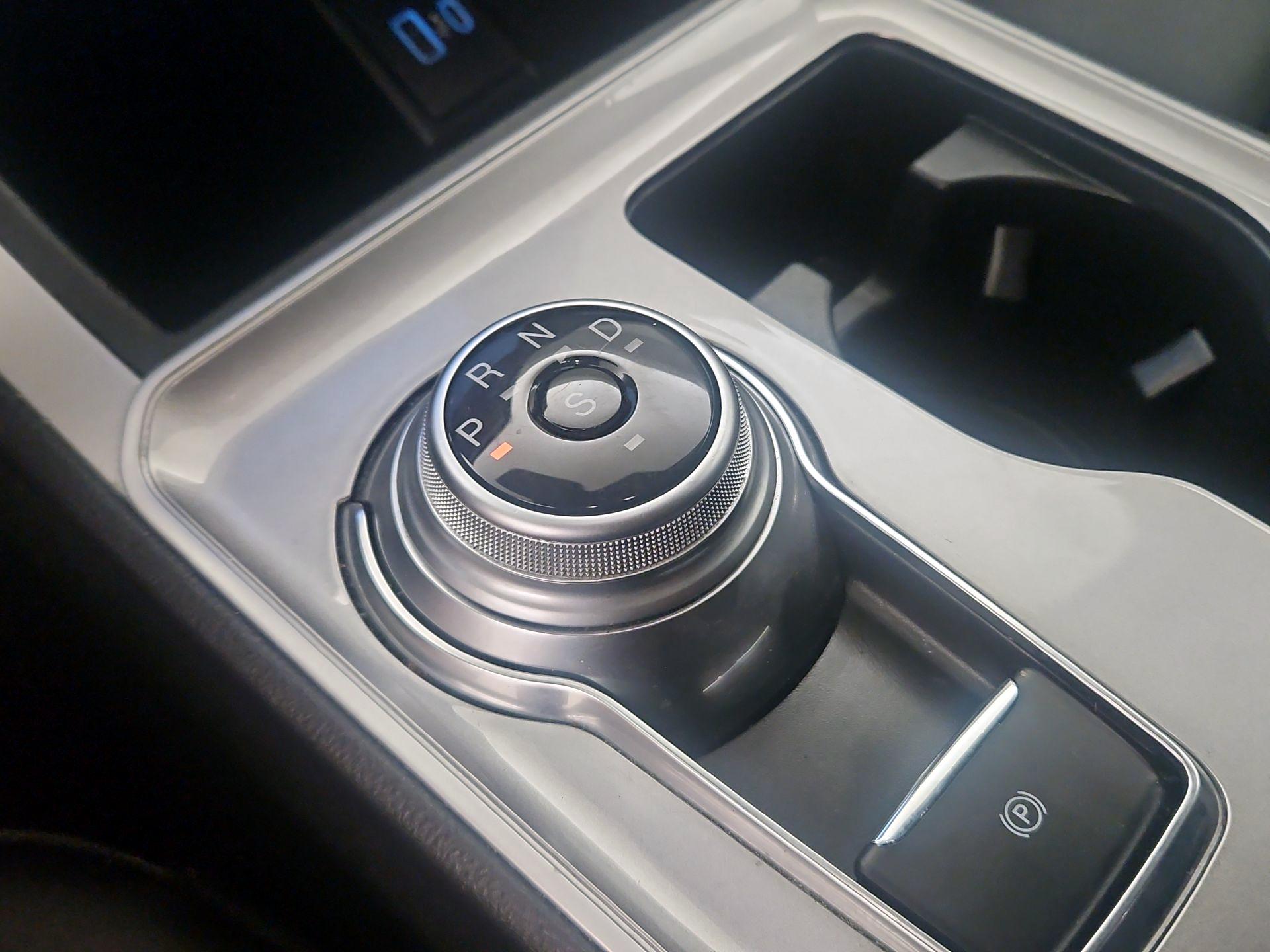 Thumbnail: 2023 Ford Edge - 17