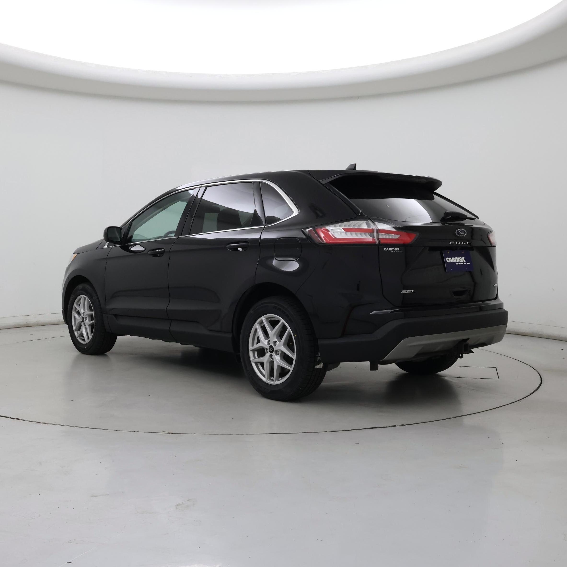 Thumbnail: 2023 Ford Edge - 2