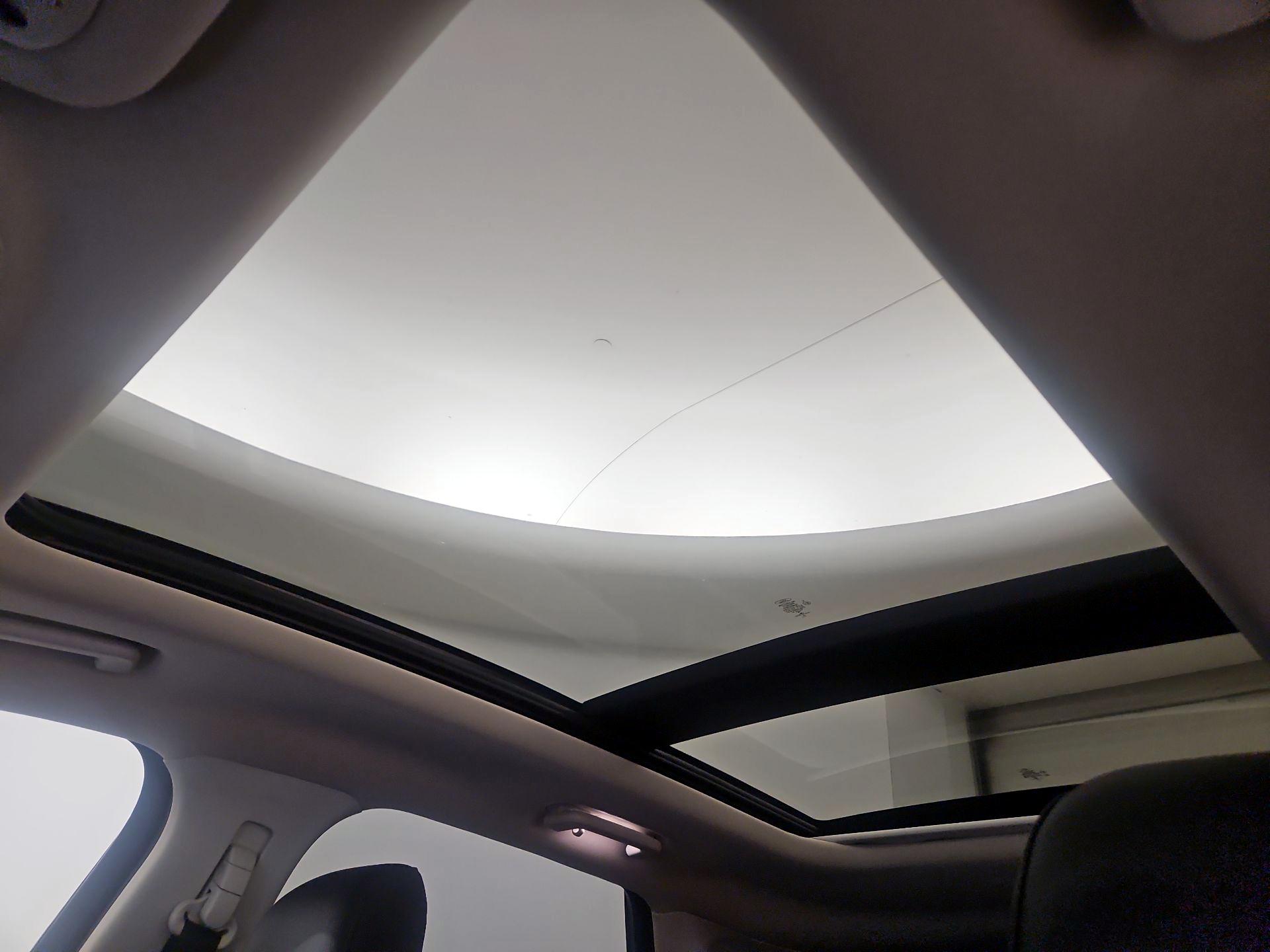Thumbnail: 2023 Ford Edge - 19