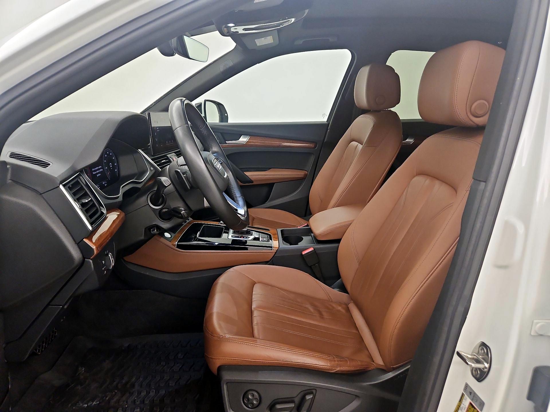 Thumbnail: 2023 Audi Q5 - 11