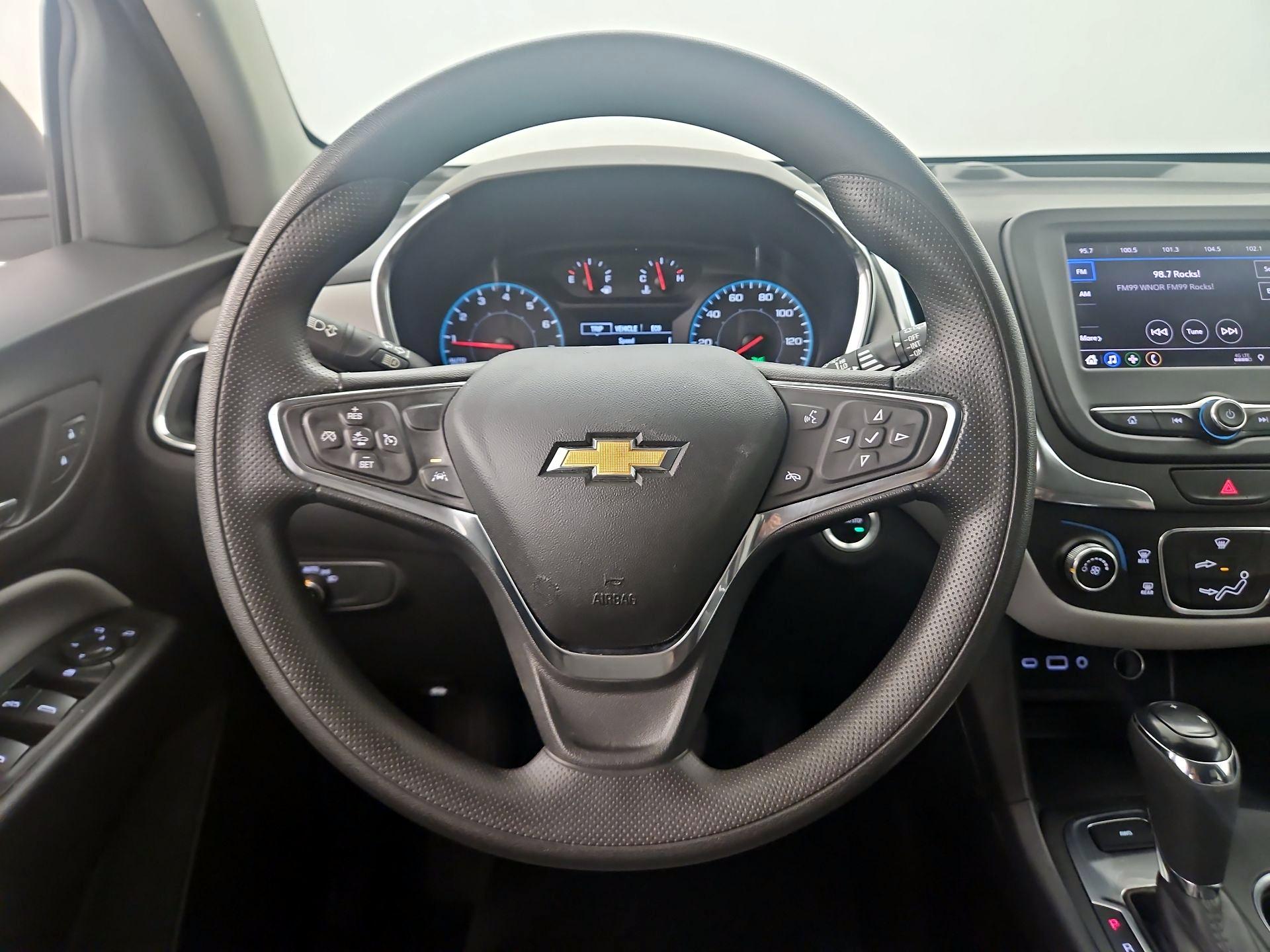 Thumbnail: 2021 Chevrolet Equinox - 10