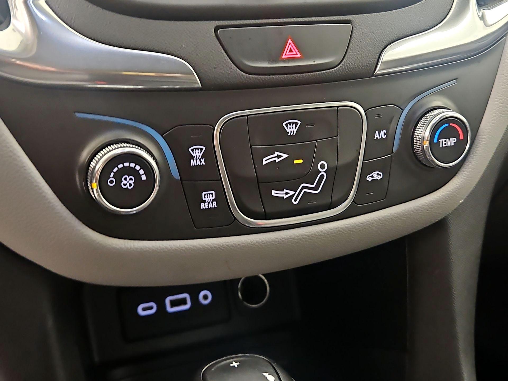 Thumbnail: 2021 Chevrolet Equinox - 16