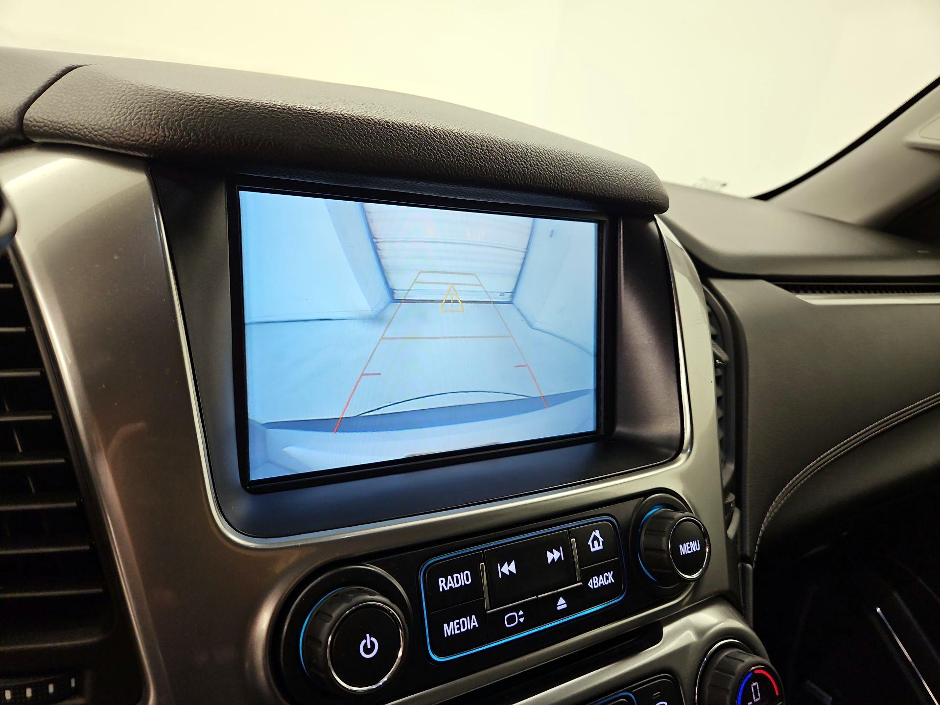 Thumbnail: 2020 Chevrolet Tahoe - 15