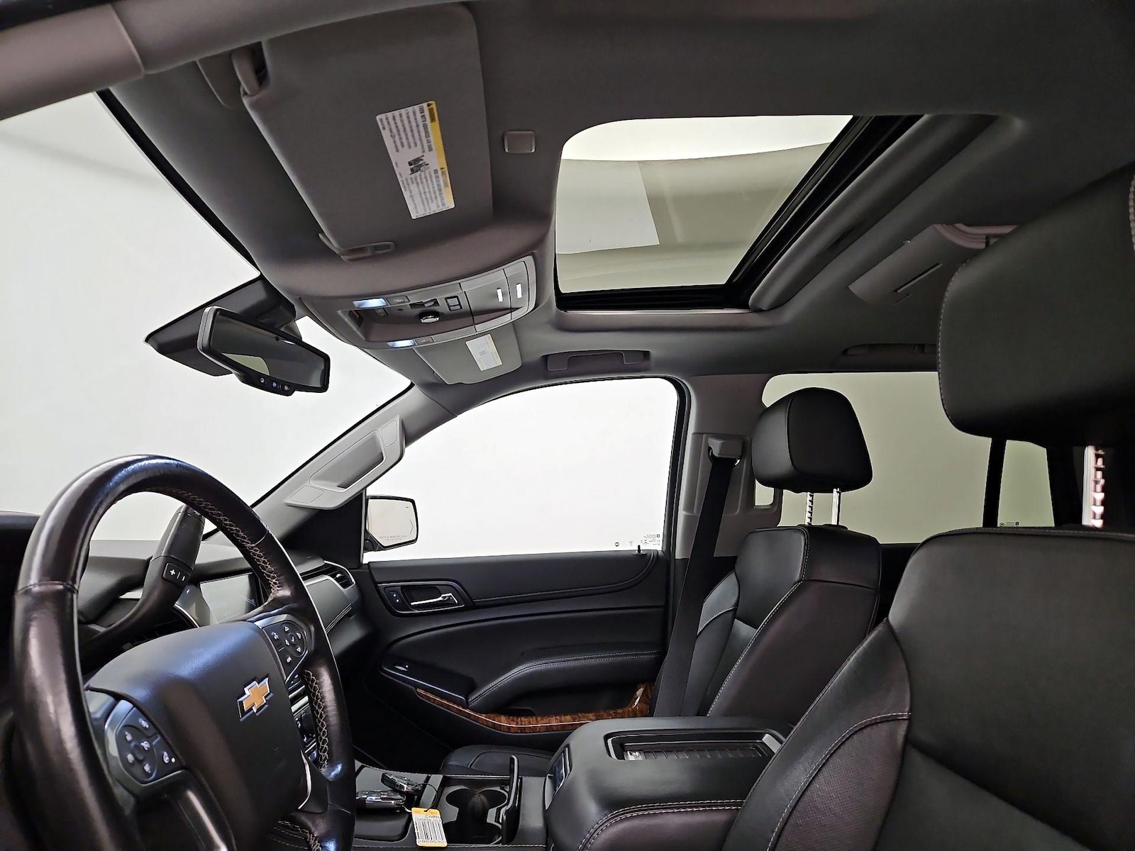 Sunroof(s) & Overhead Airbags