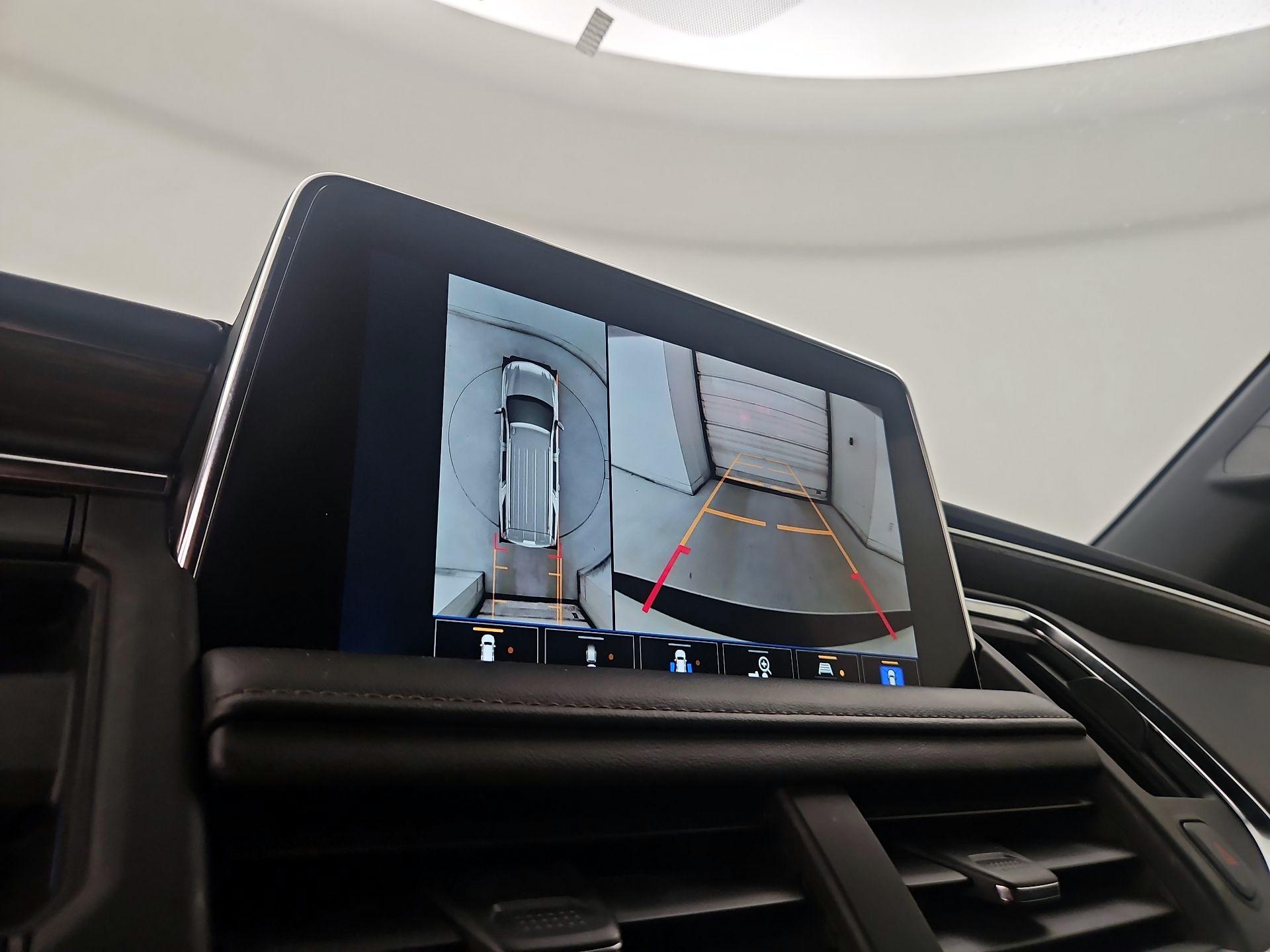 Thumbnail: 2022 Chevrolet Suburban - 15