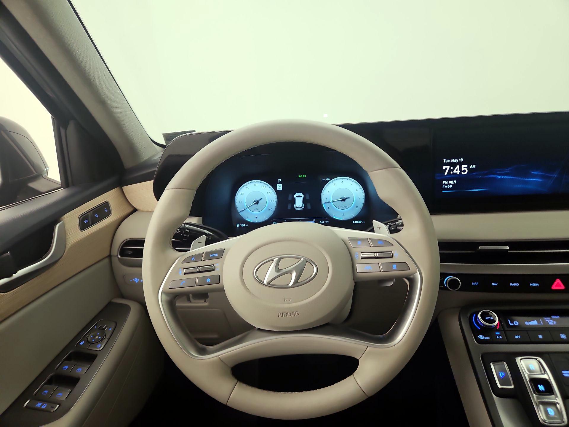 Thumbnail: 2023 Hyundai Palisade - 10