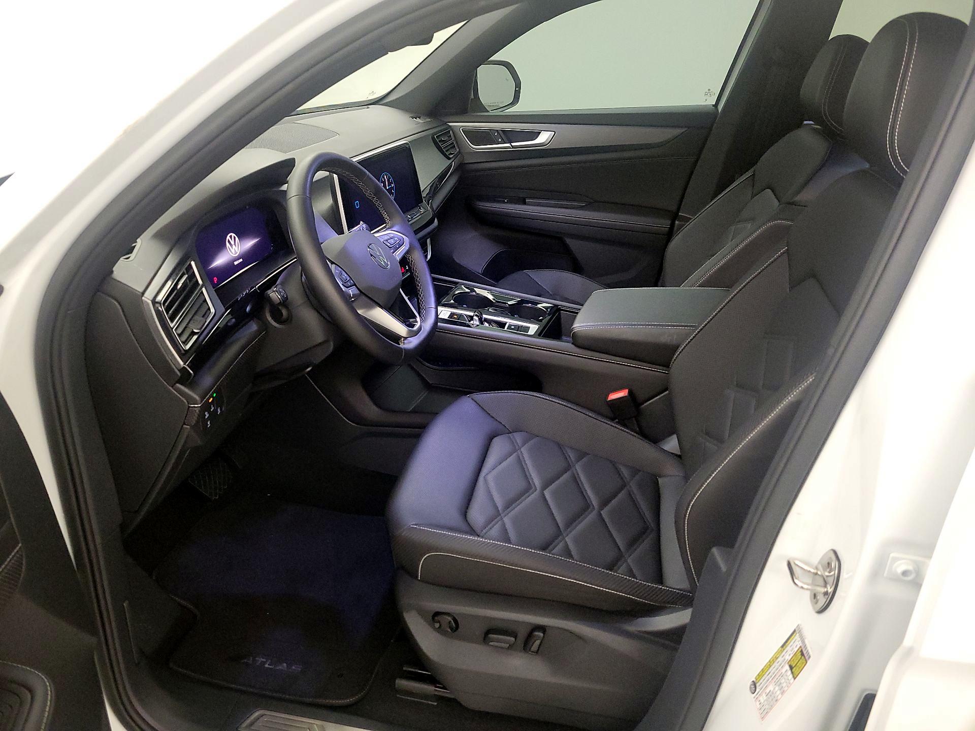 Thumbnail: 2024 Volkswagen Atlas - 11