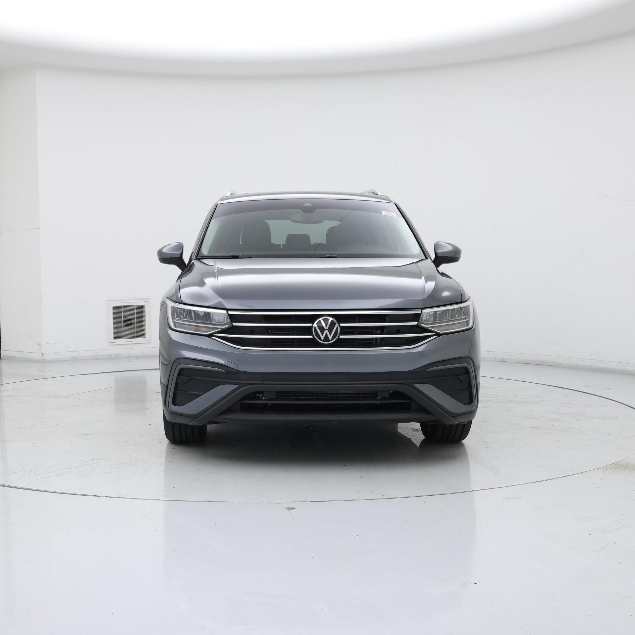 Thumbnail: 2022 Volkswagen Tiguan - 5