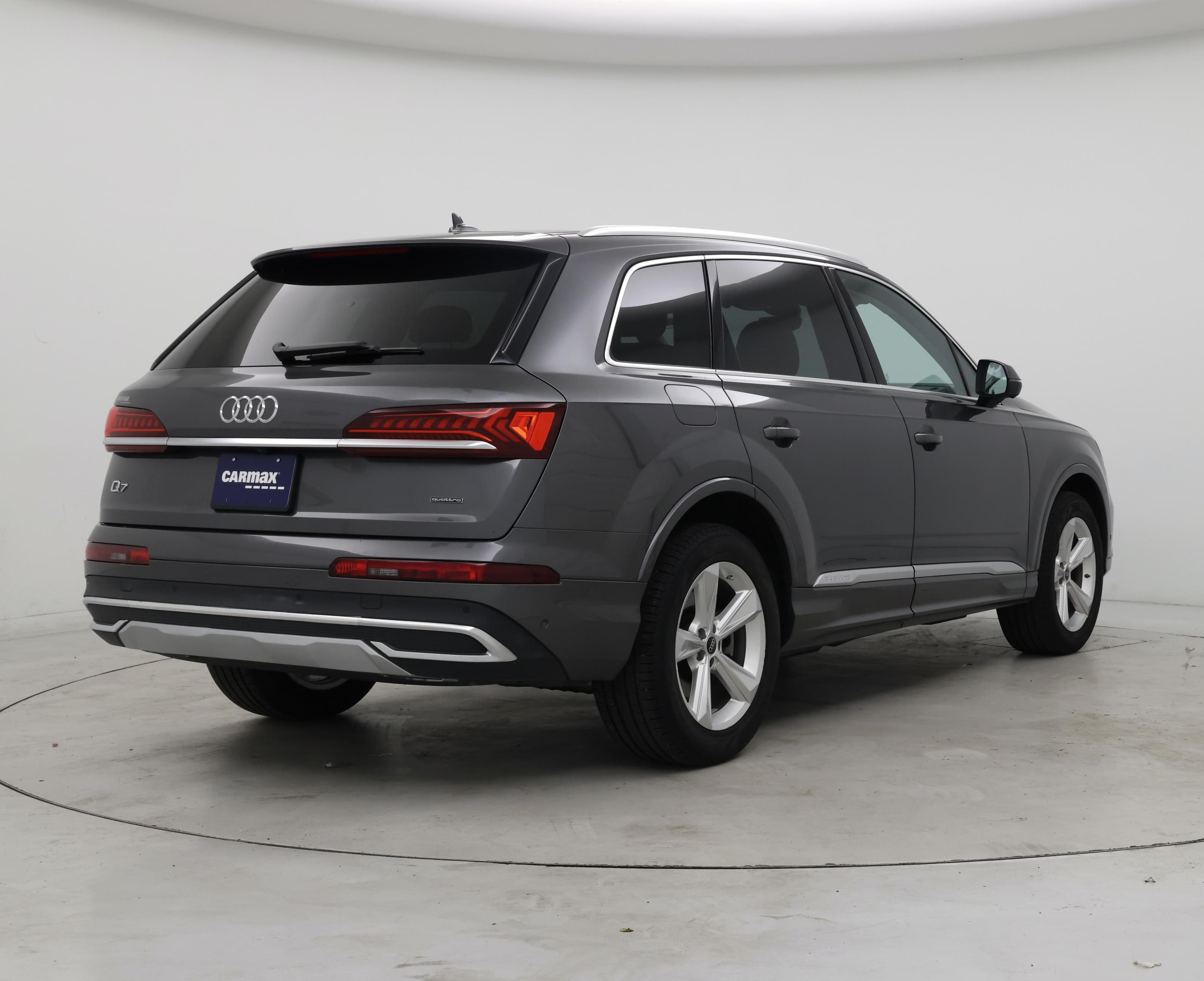 Thumbnail: 2023 Audi Q7 - 8