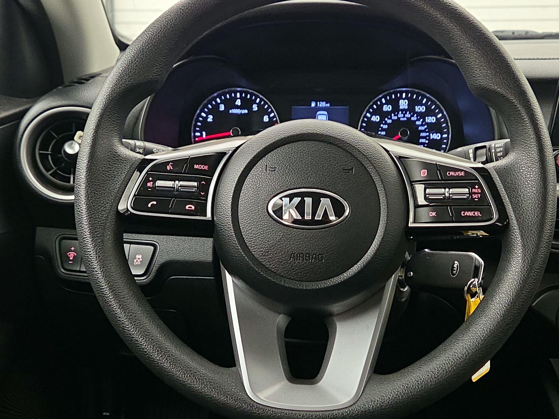 Thumbnail: 2021 Kia Forte - 10