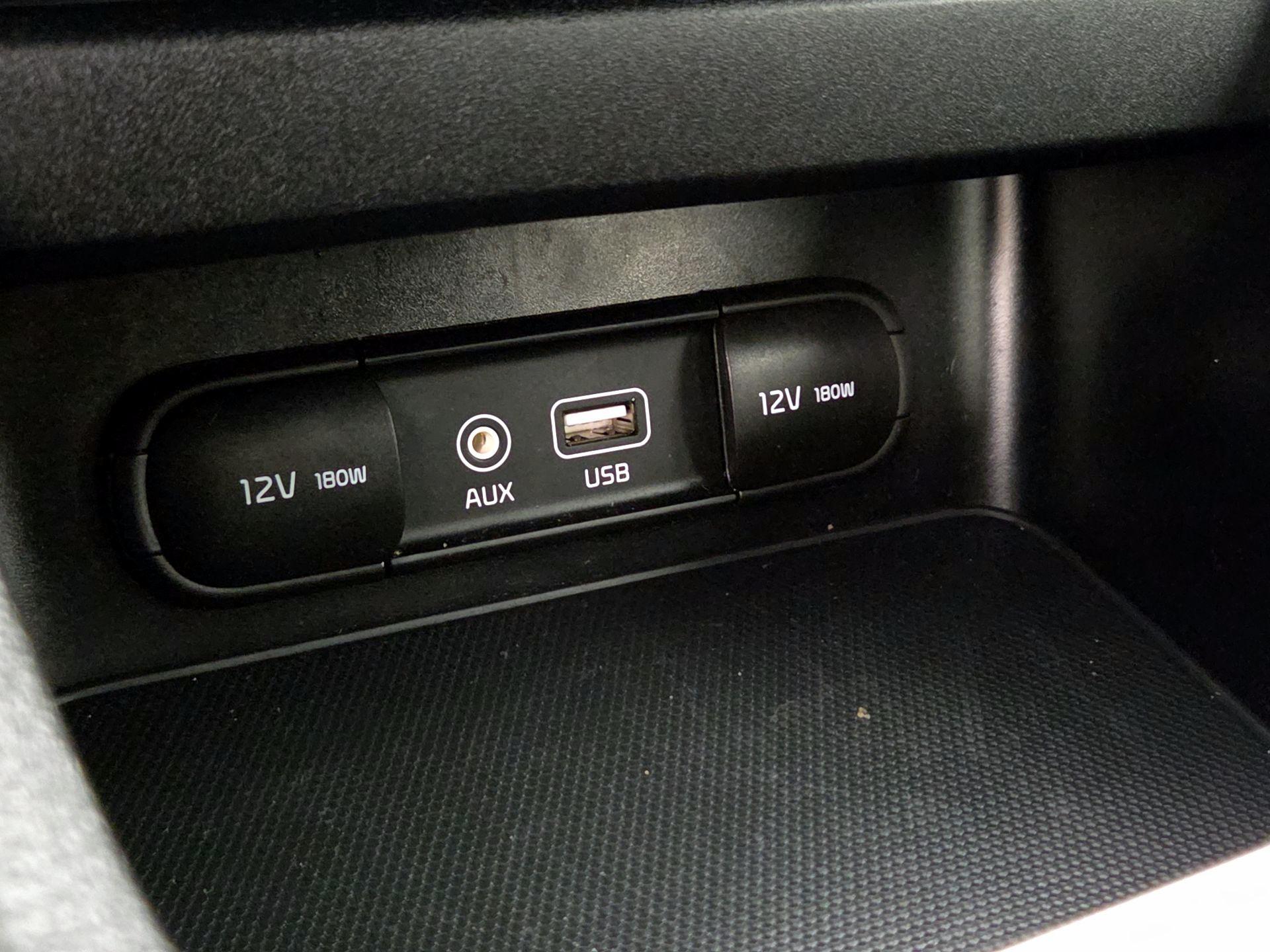 Thumbnail: 2021 Kia Forte - 16