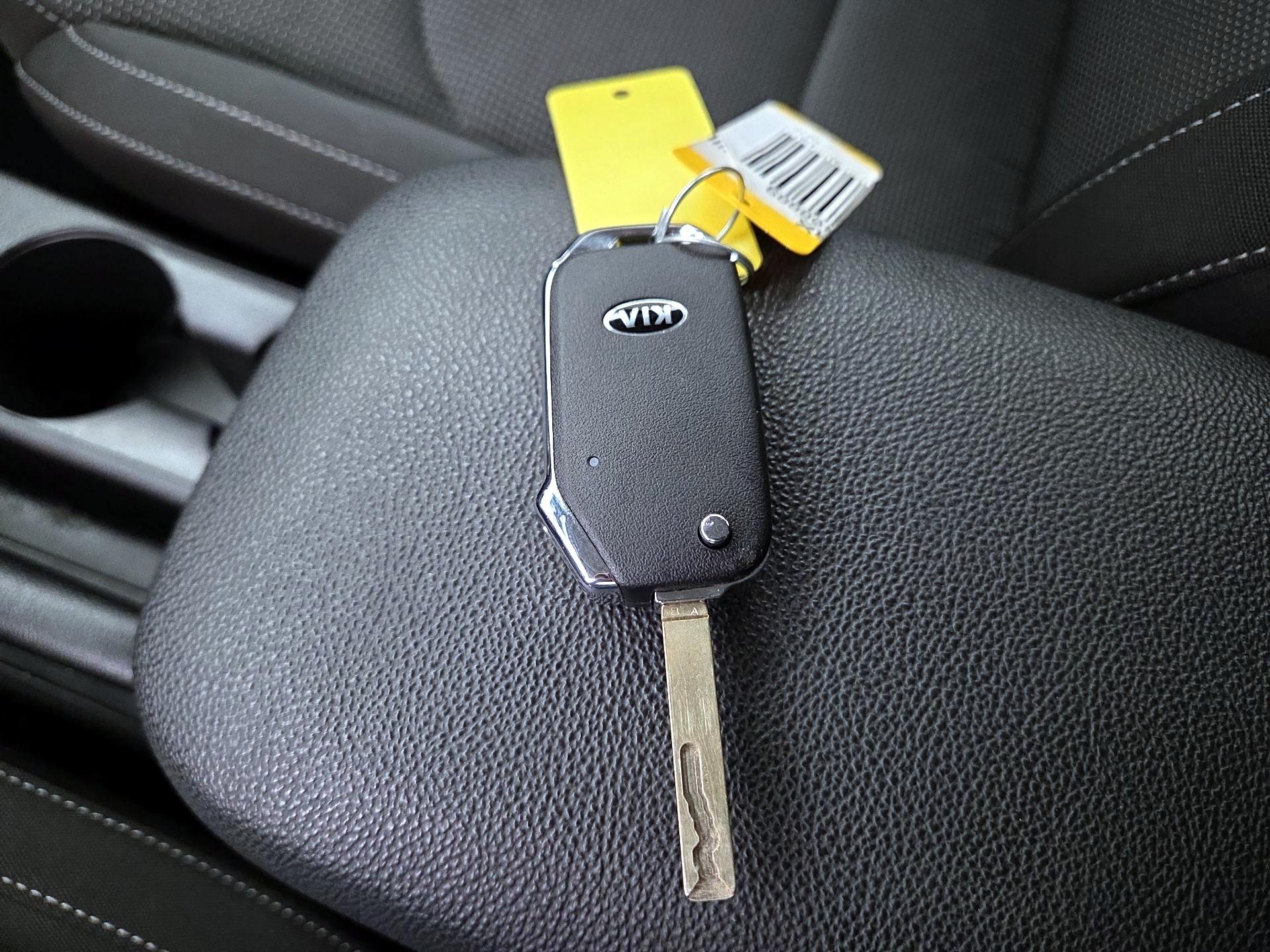 Thumbnail: 2021 Kia Forte - 20