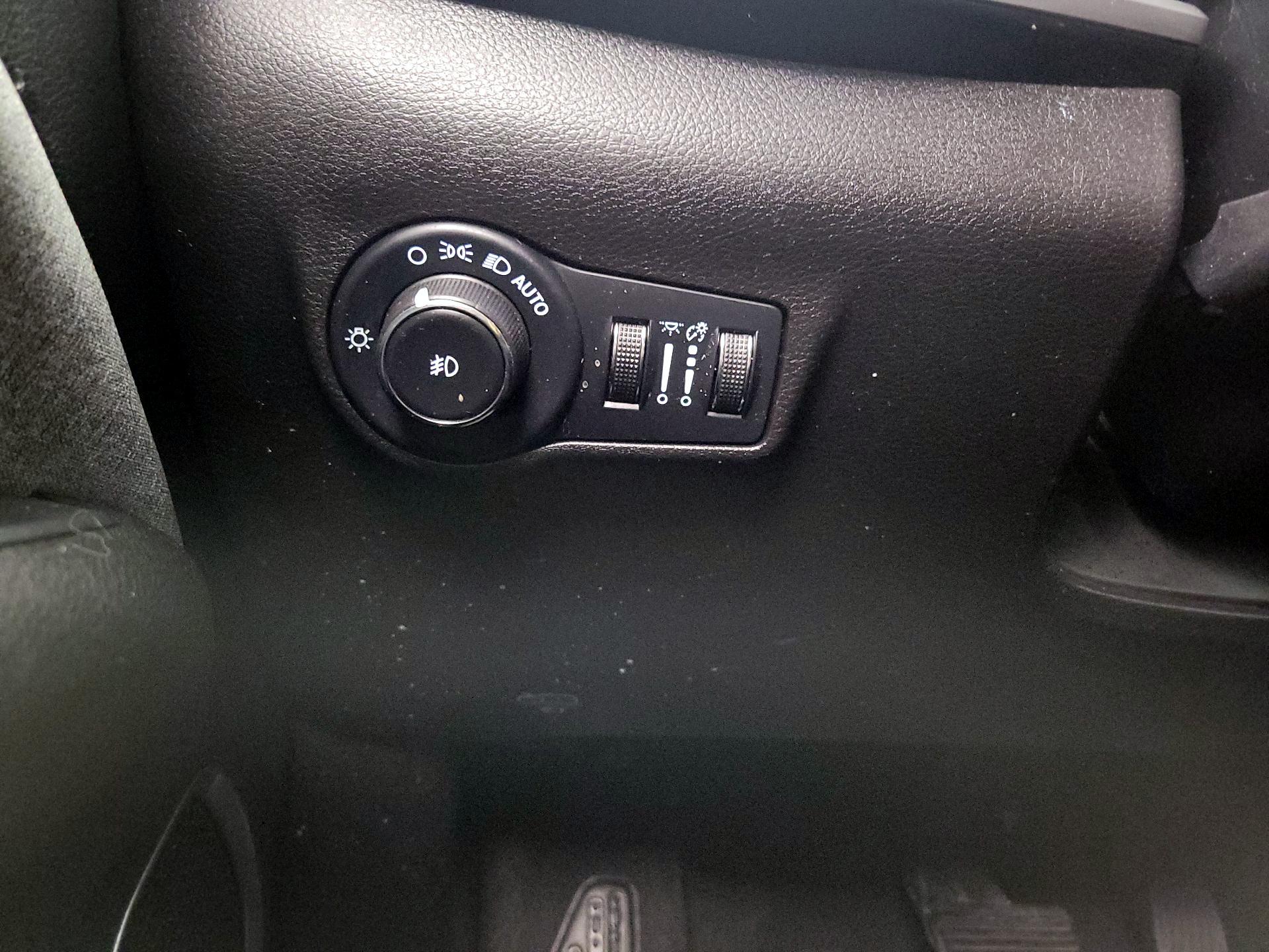 Thumbnail: 2023 Jeep Compass - 13