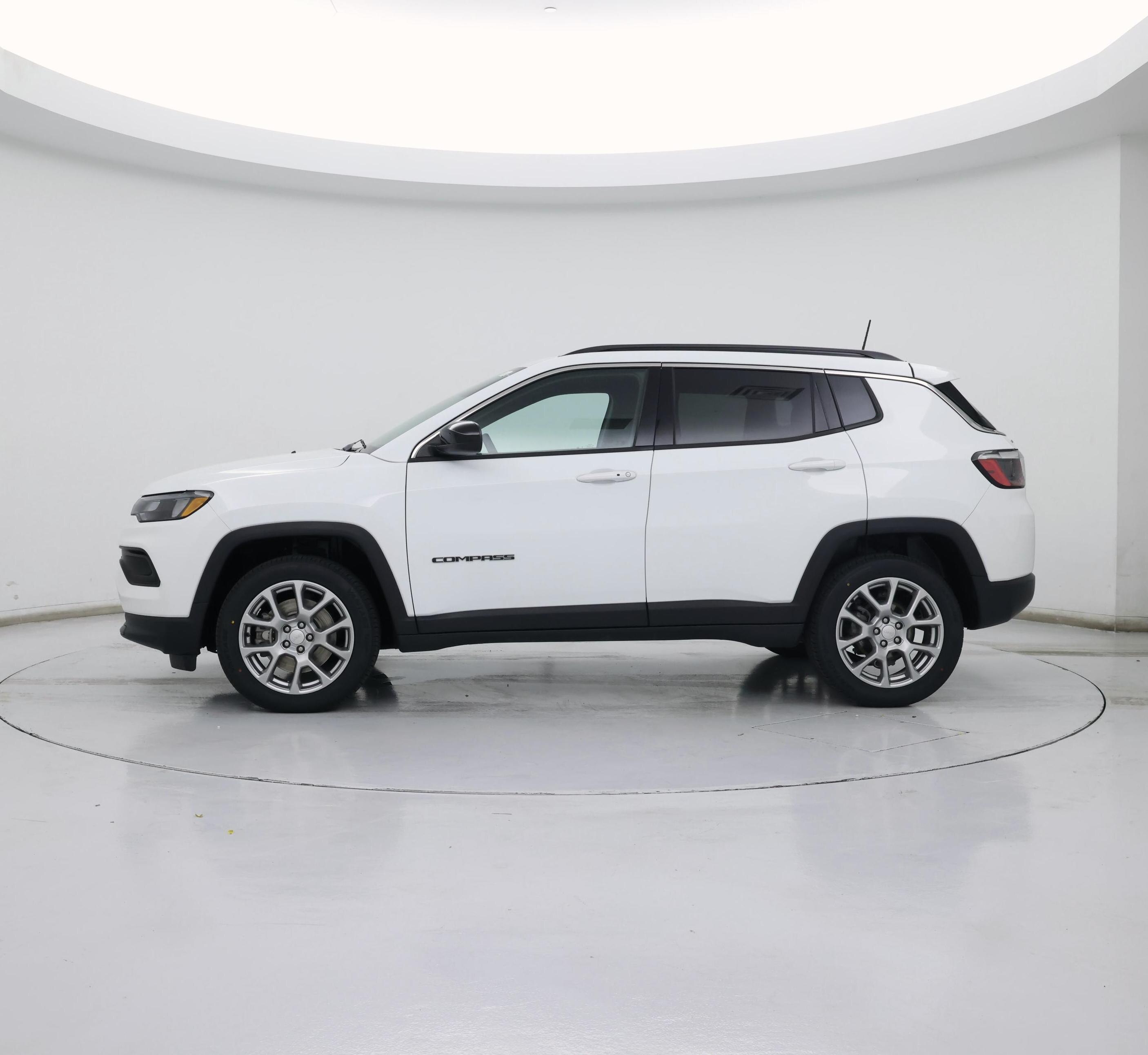 Thumbnail: 2023 Jeep Compass - 3