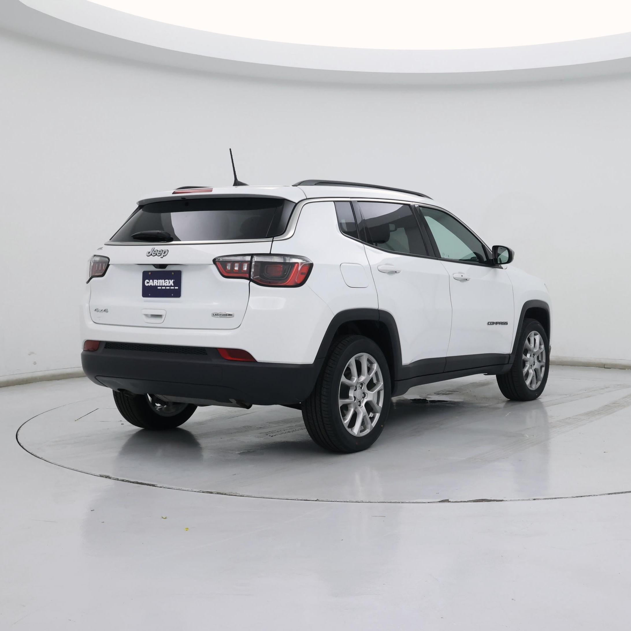 Thumbnail: 2023 Jeep Compass - 8