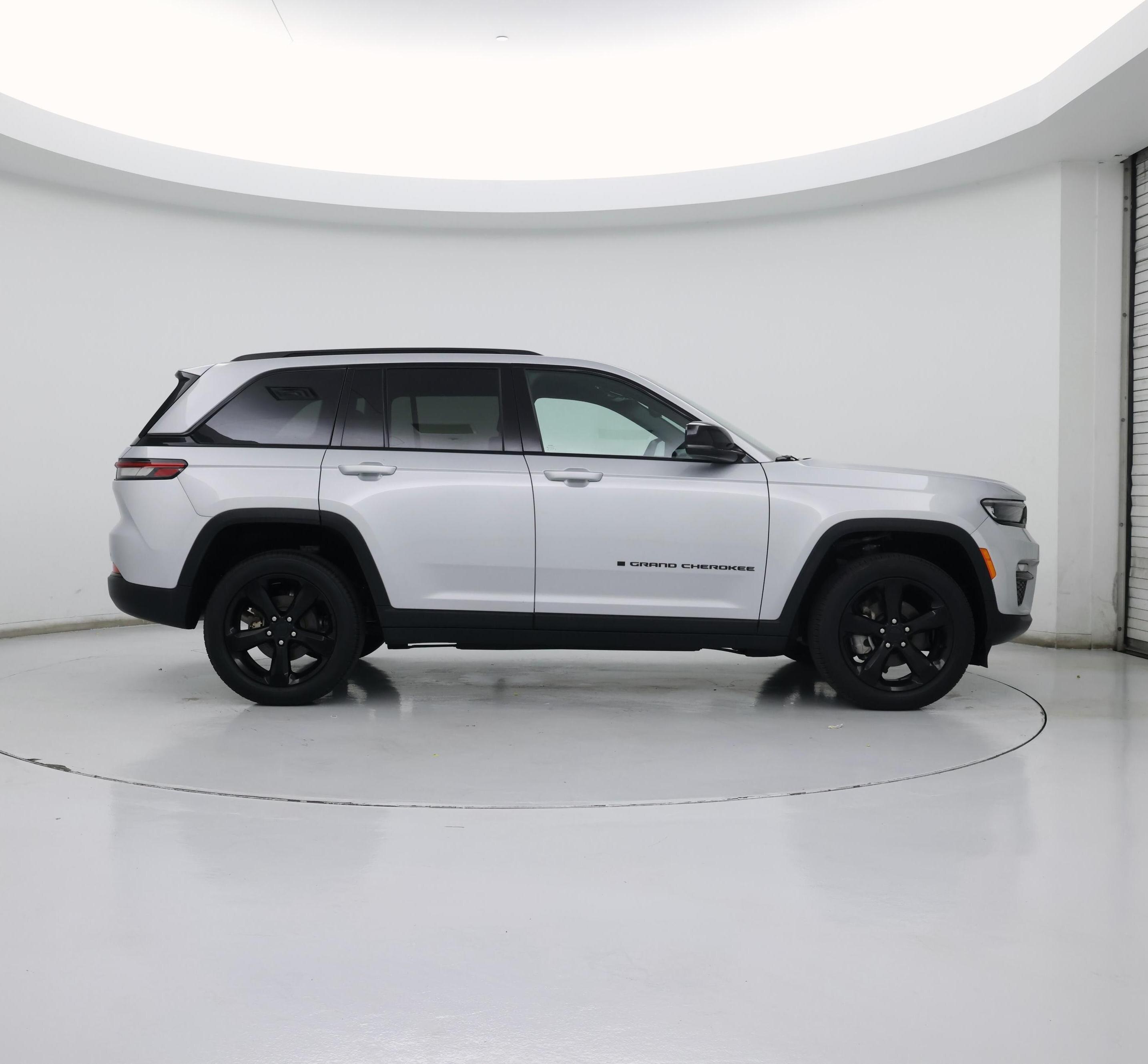 Thumbnail: 2024 Jeep Grand Cherokee - 7