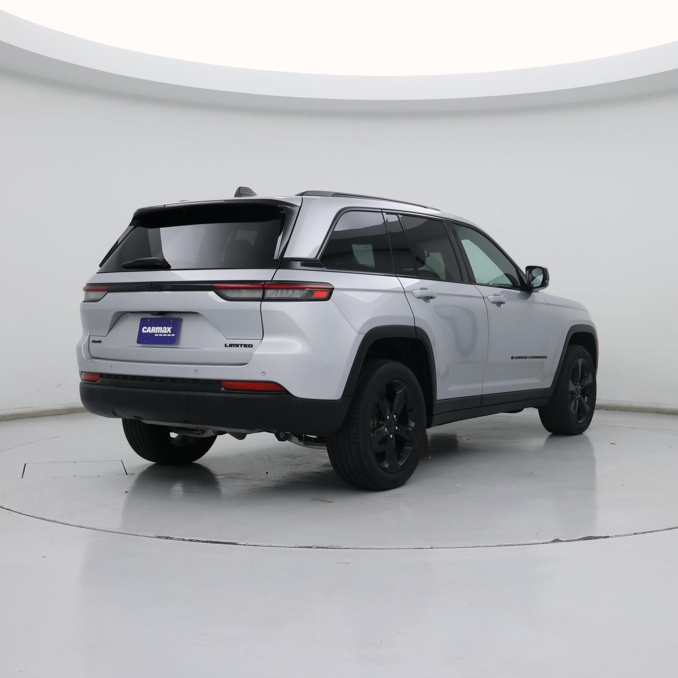 Thumbnail: 2024 Jeep Grand Cherokee - 8