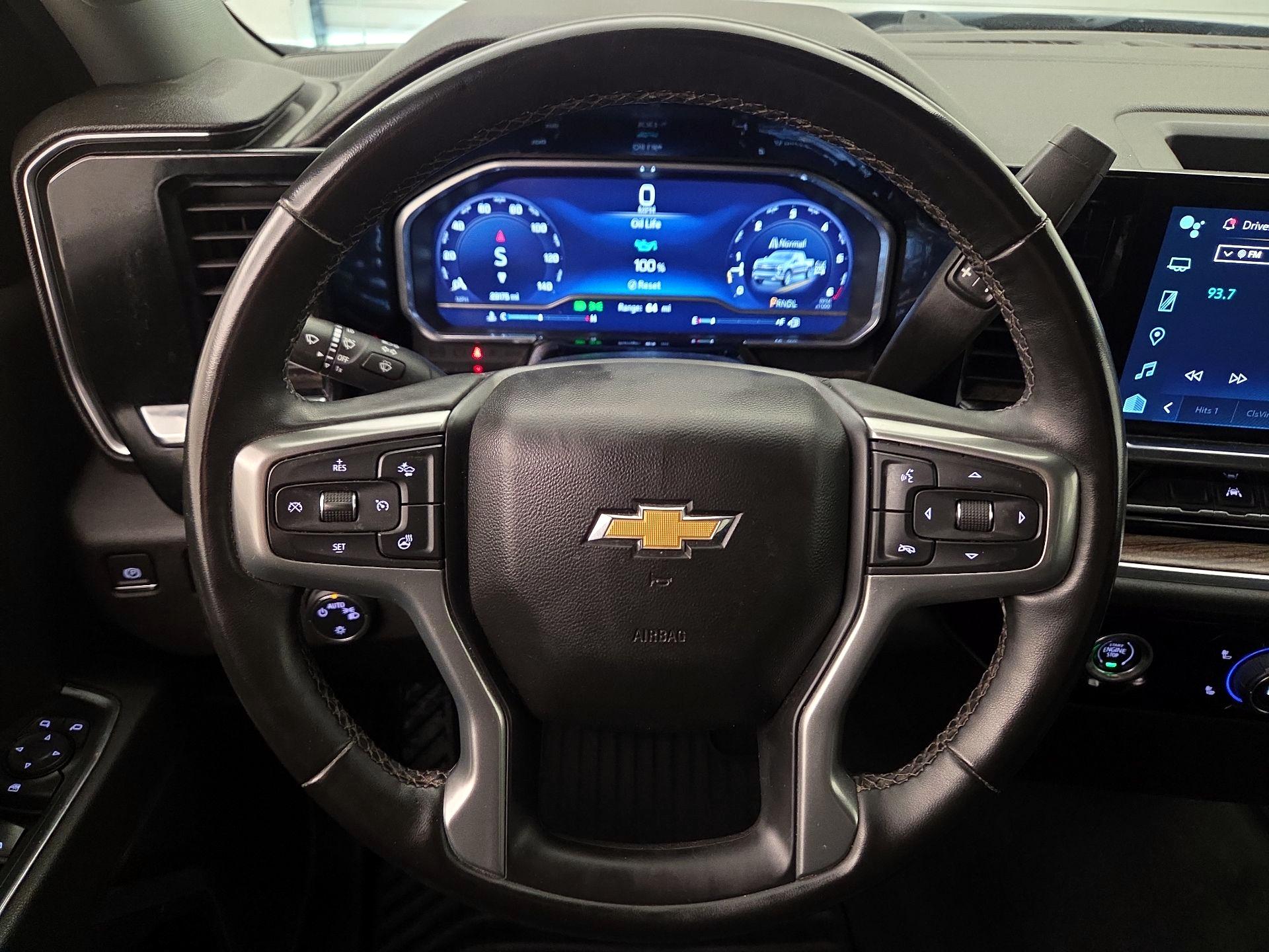 Thumbnail: 2023 Chevrolet Silverado 1500 - 10