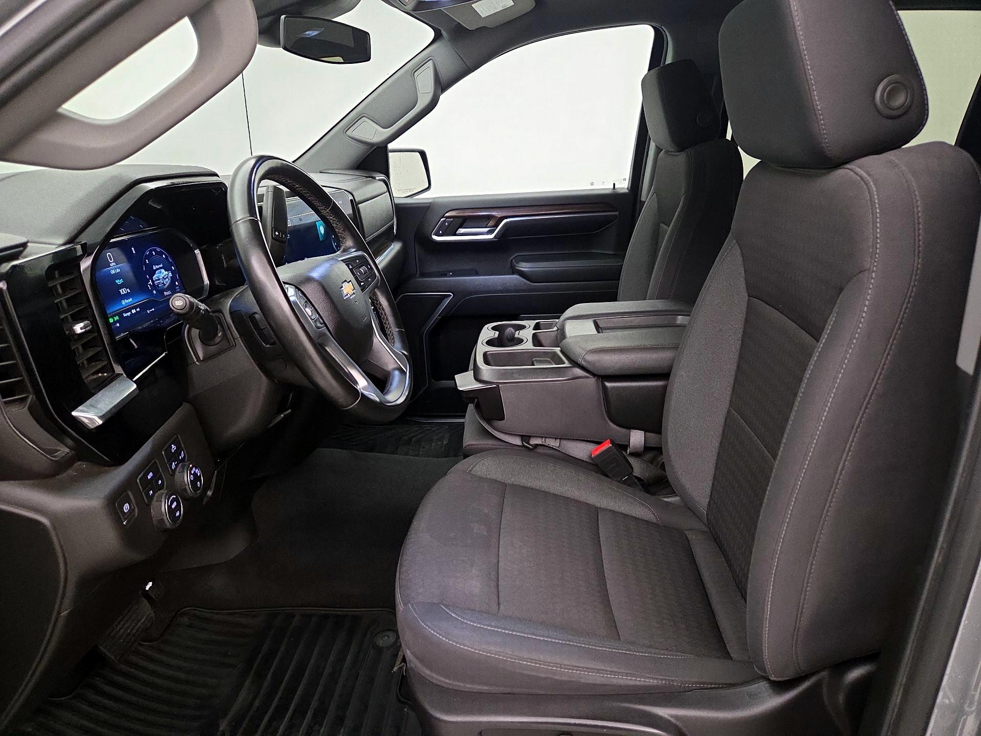 Thumbnail: 2023 Chevrolet Silverado 1500 - 11
