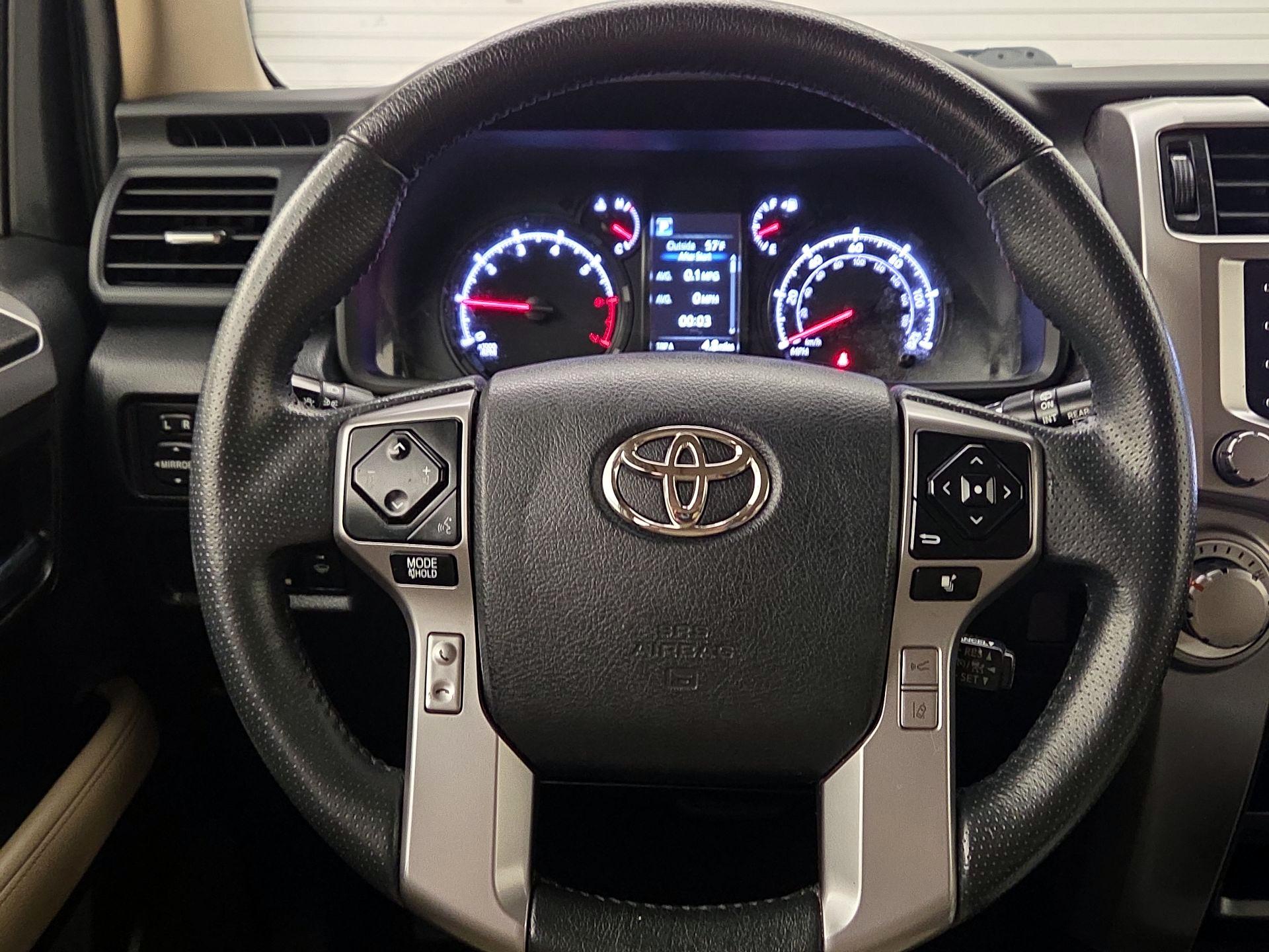 Thumbnail: 2022 Toyota 4Runner - 10