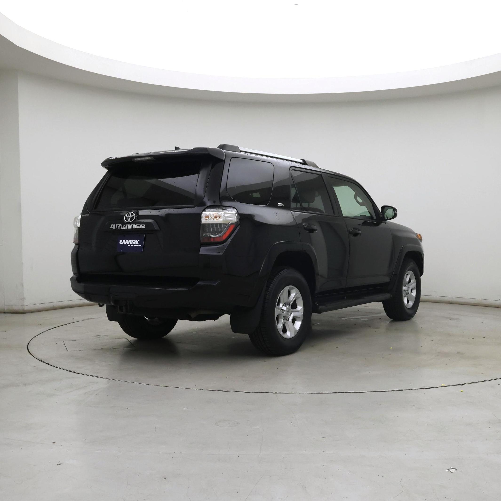 Thumbnail: 2022 Toyota 4Runner - 8