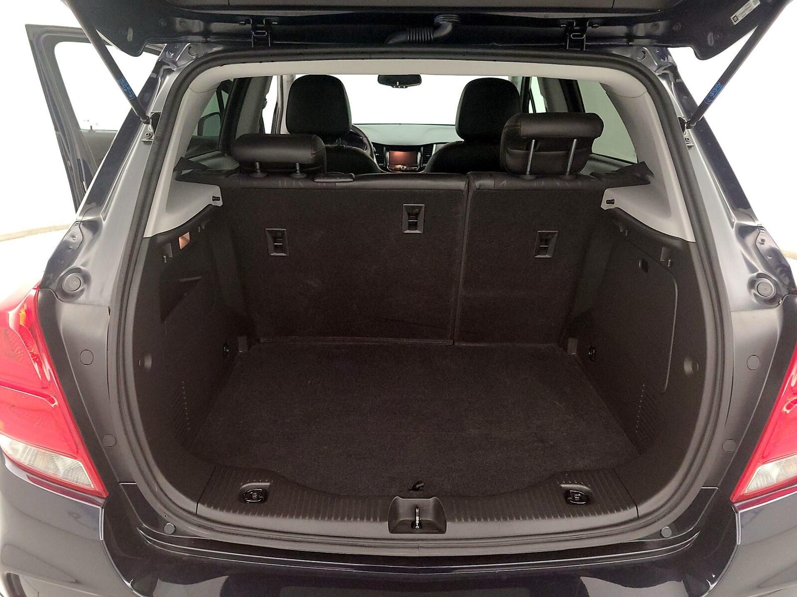 2021 Chevrolet Trax LT - Photo 21