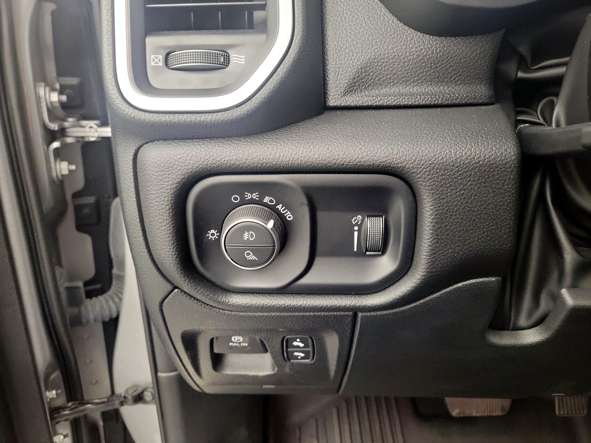 Thumbnail: 2022 RAM 1500 - 11