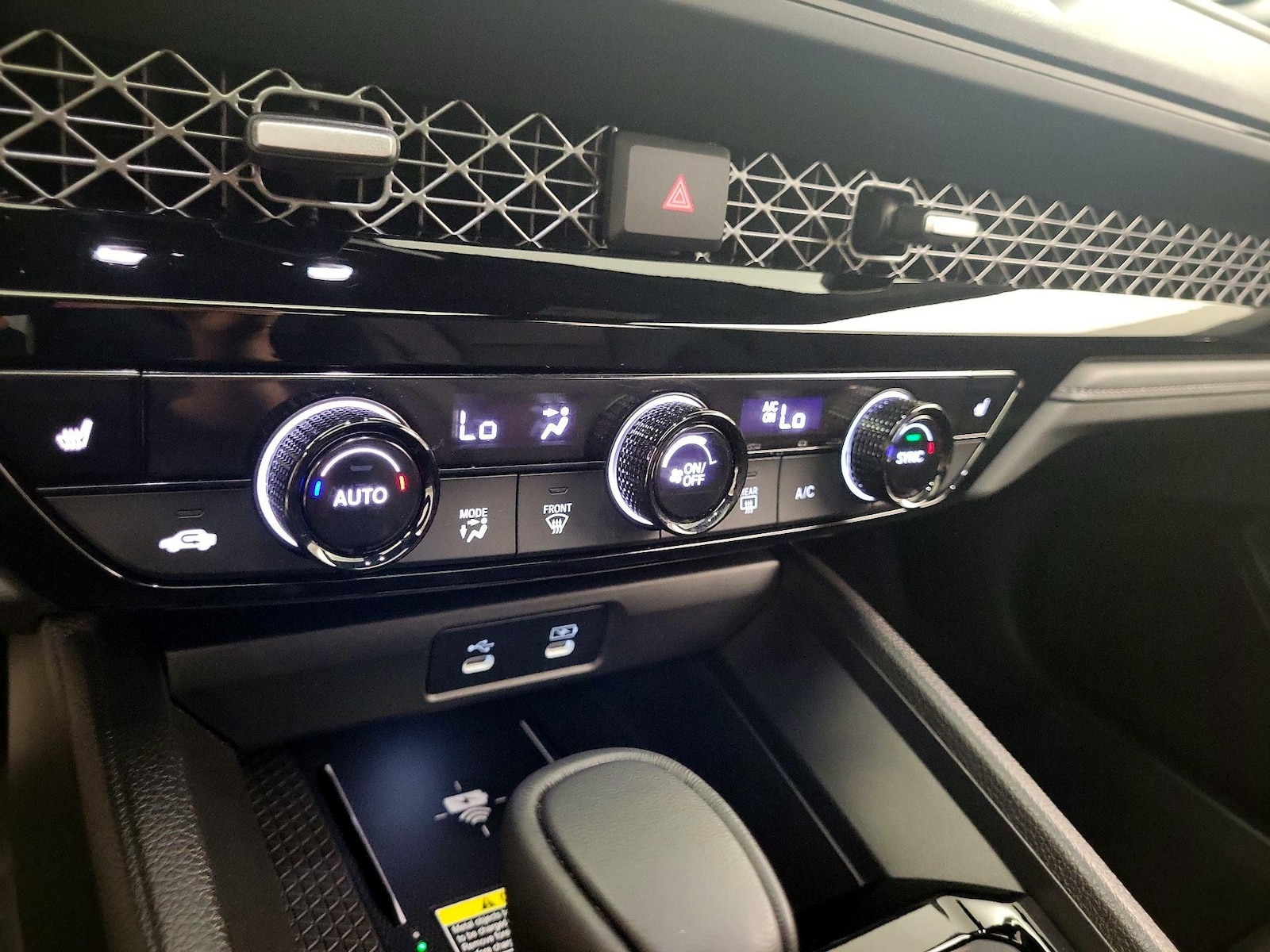2025 Honda Accord Hybrid Sport-L - Photo 14