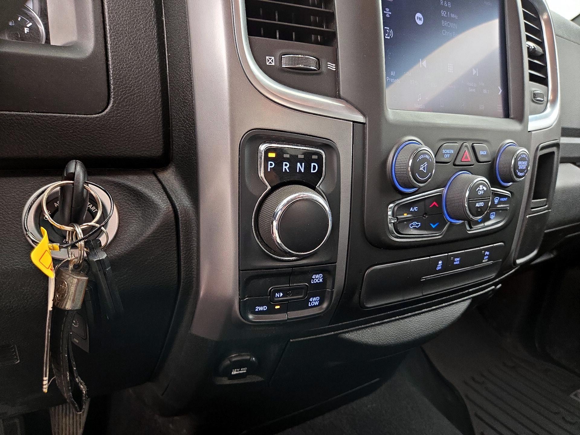 Thumbnail: 2022 RAM 1500 Classic - 17