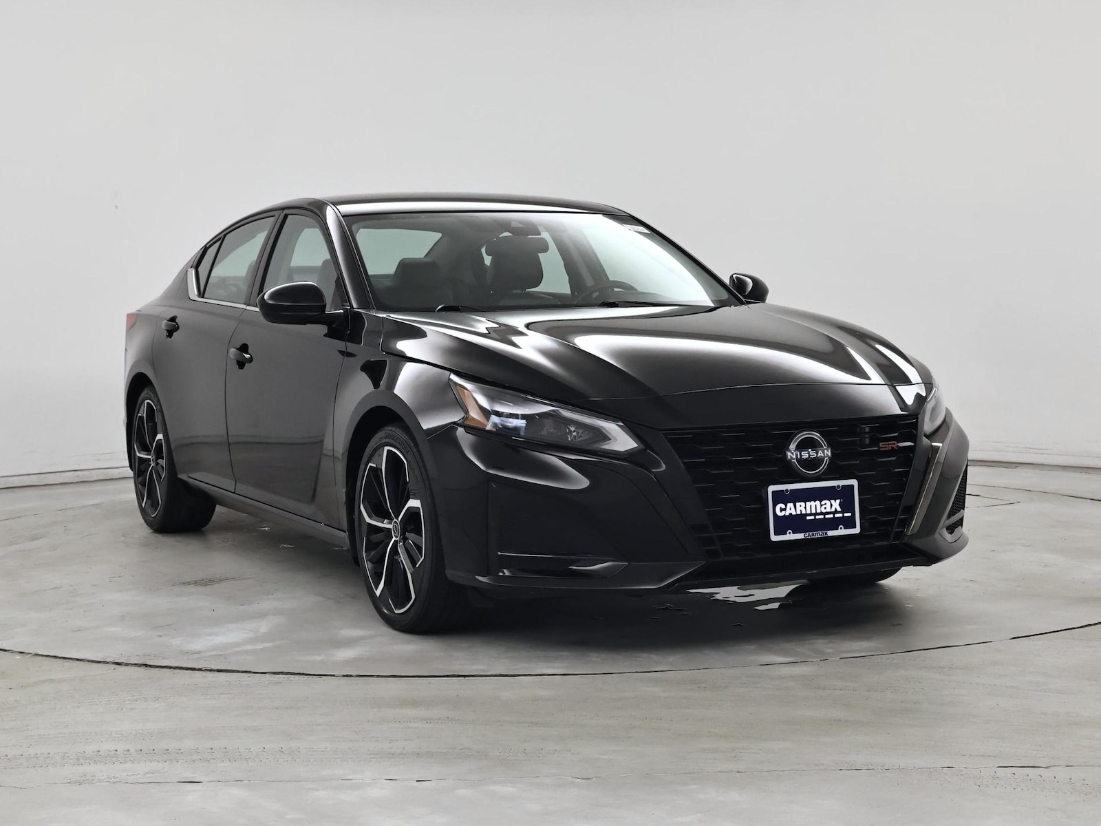 2023 Nissan Altima SR - Photo 2