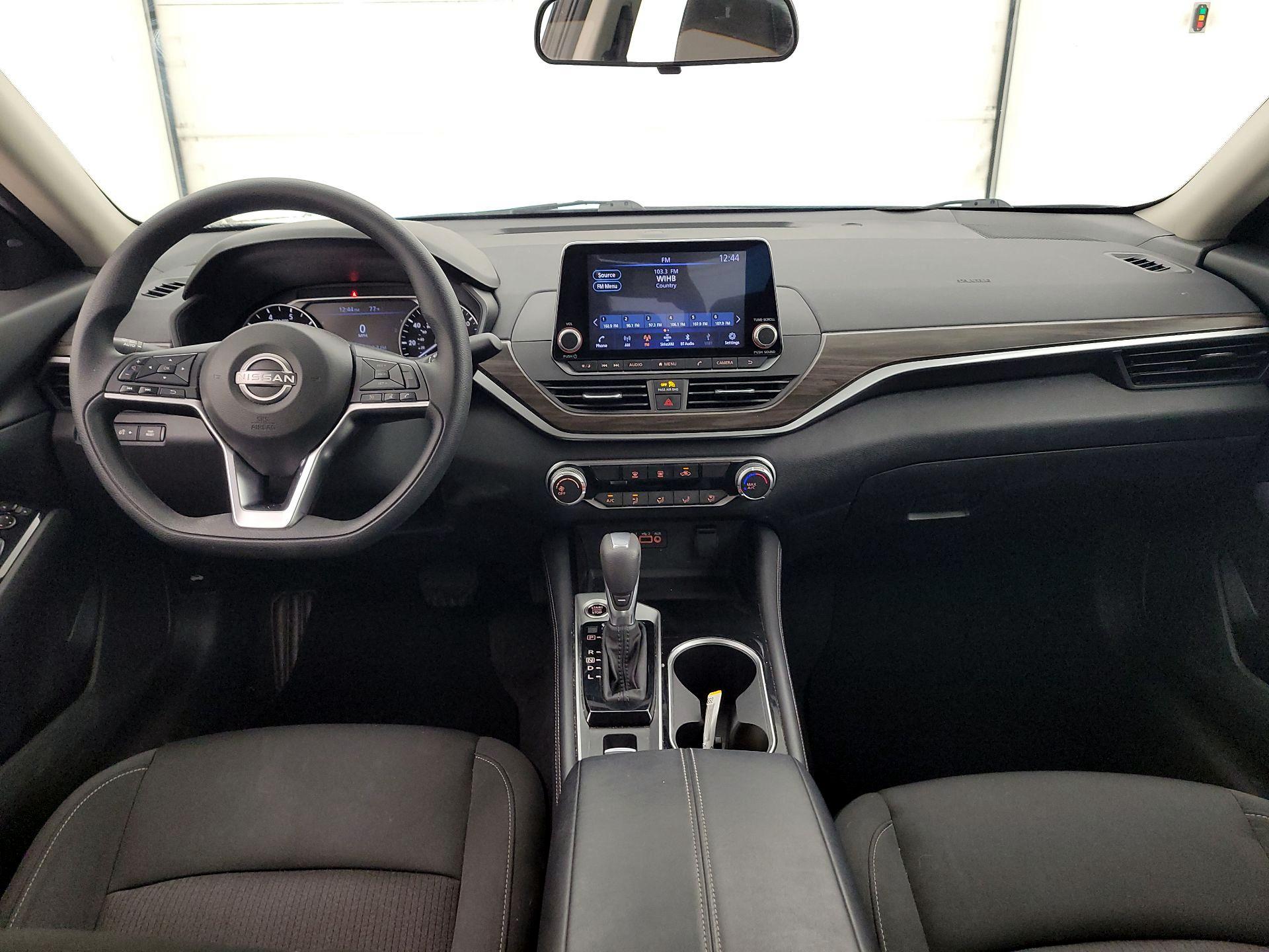 Thumbnail: 2023 Nissan Altima - 9