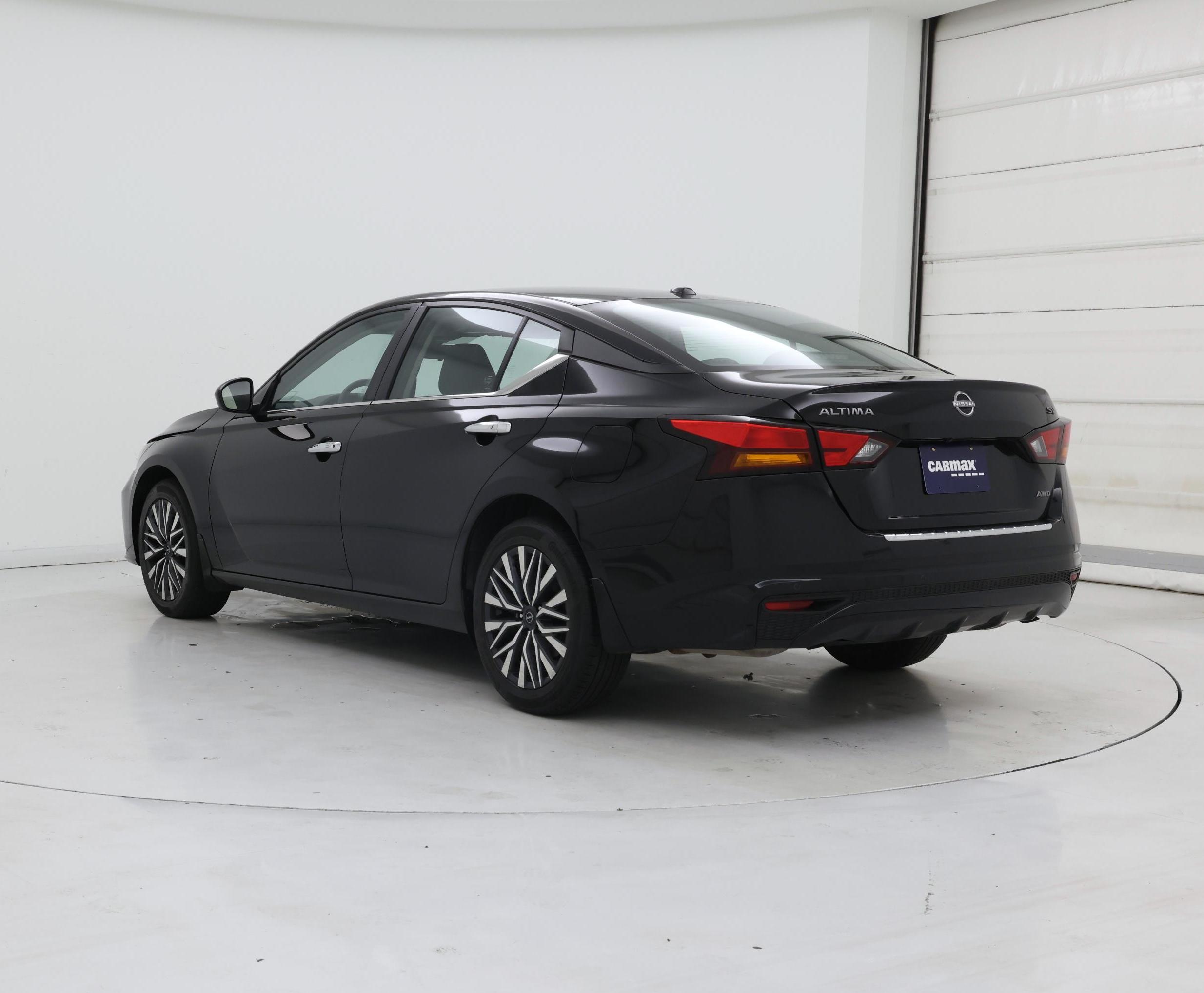 Thumbnail: 2023 Nissan Altima - 2