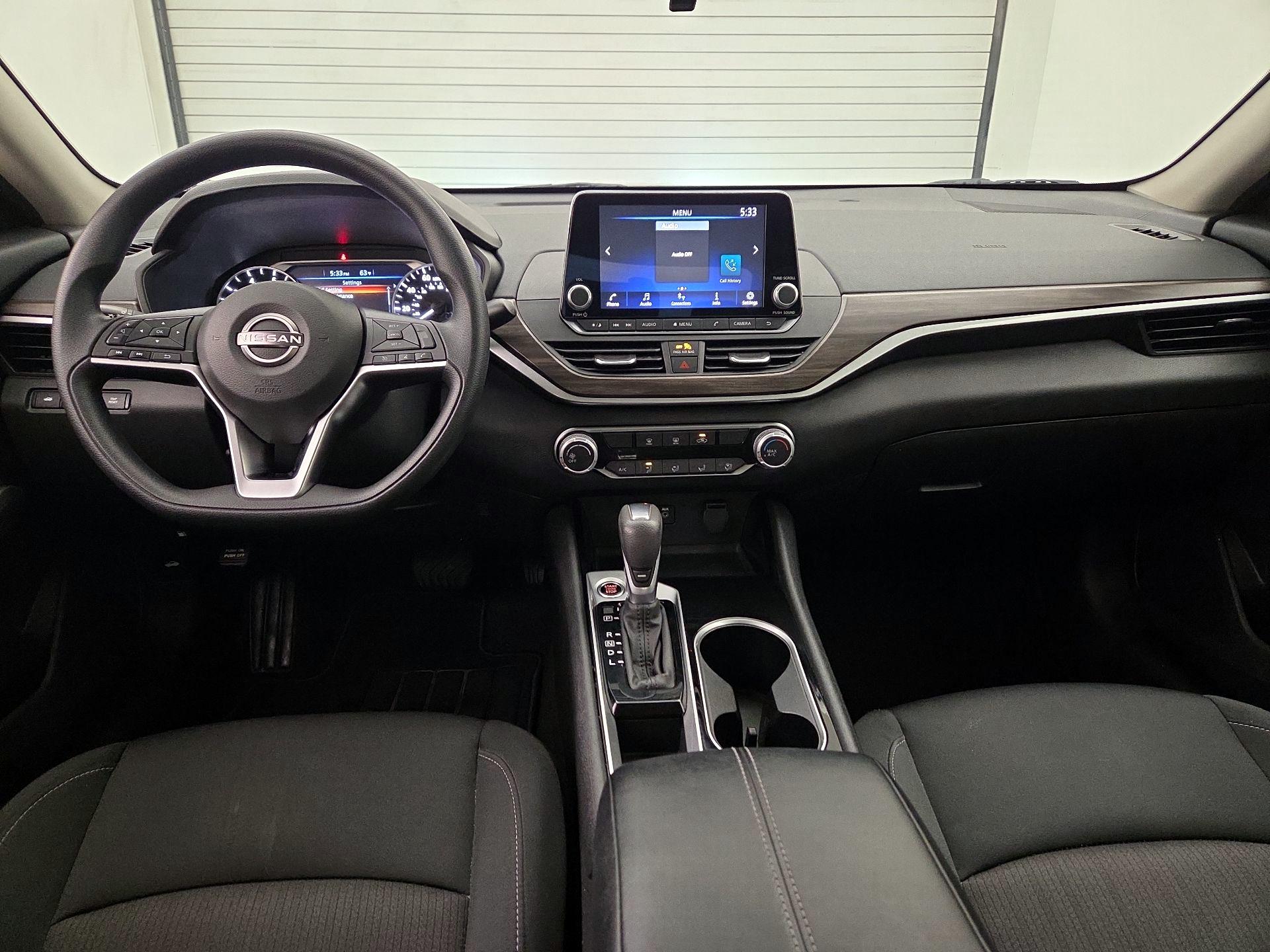 Thumbnail: 2024 Nissan Altima - 9
