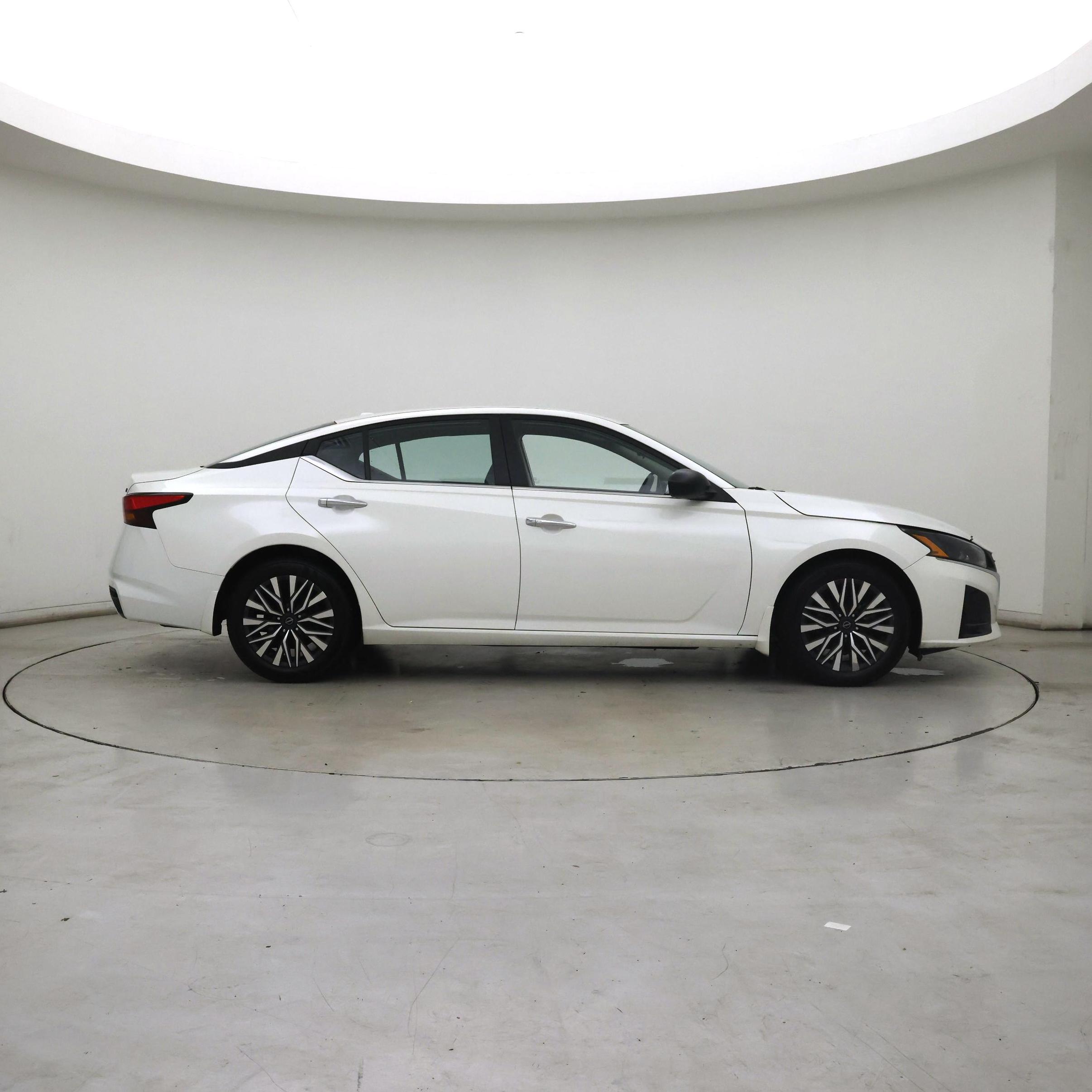 Thumbnail: 2024 Nissan Altima - 7