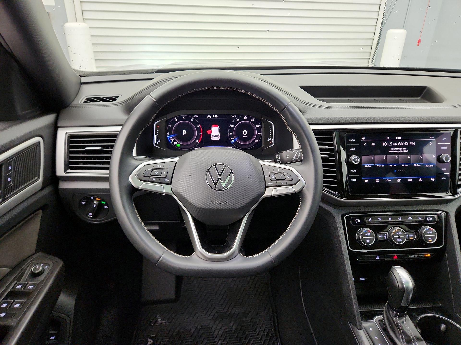 Thumbnail: 2022 Volkswagen Atlas - 10