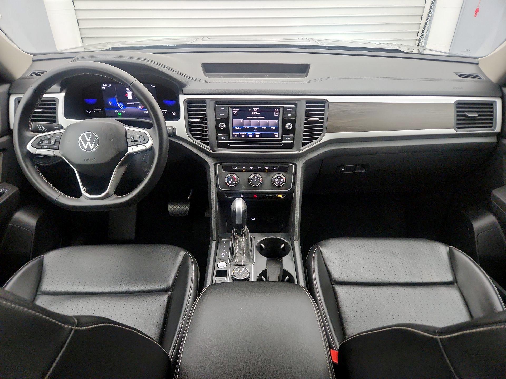 Thumbnail: 2022 Volkswagen Atlas - 9